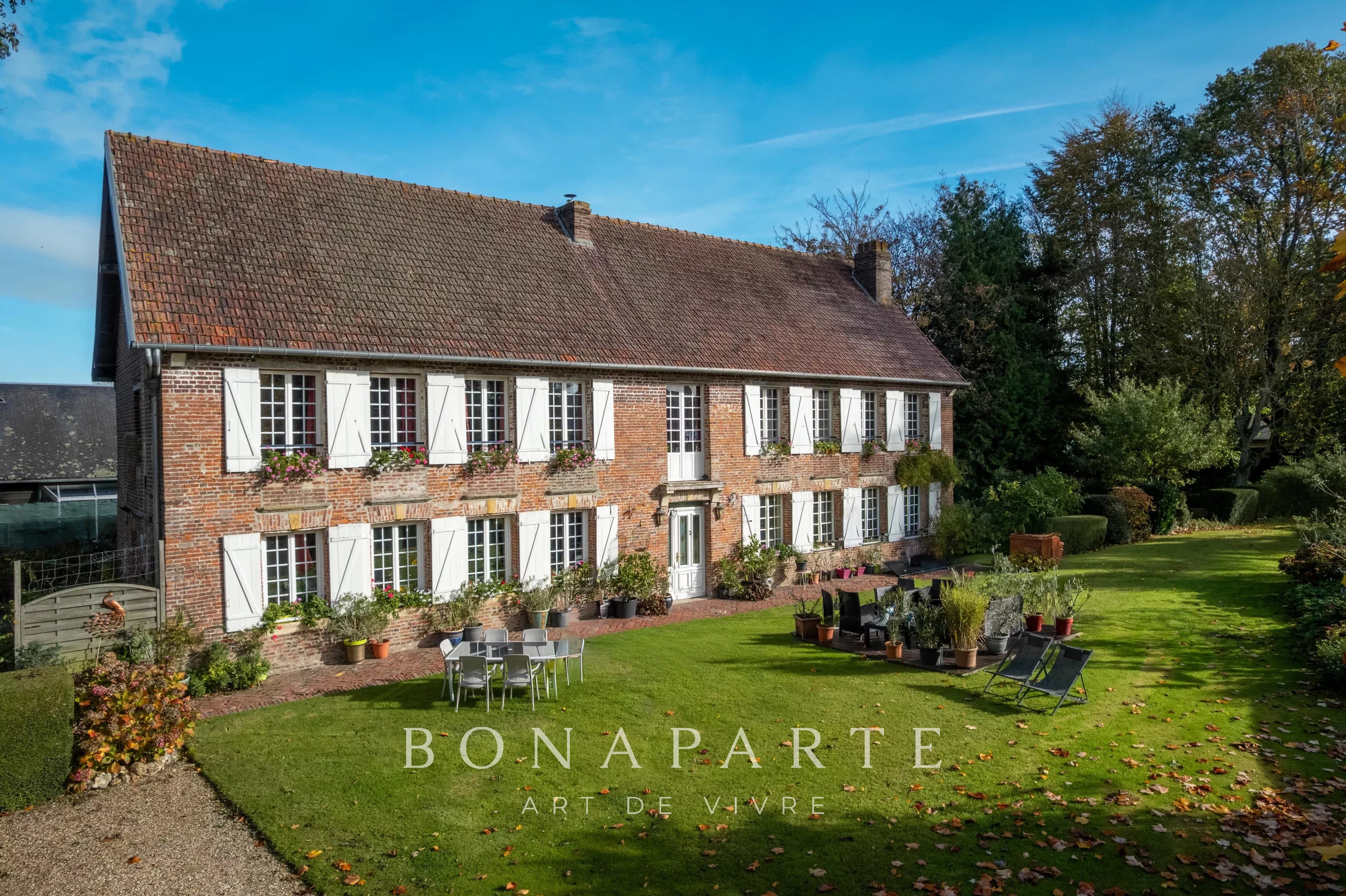 Manoir XVIIe avec dépendances - Photo 3