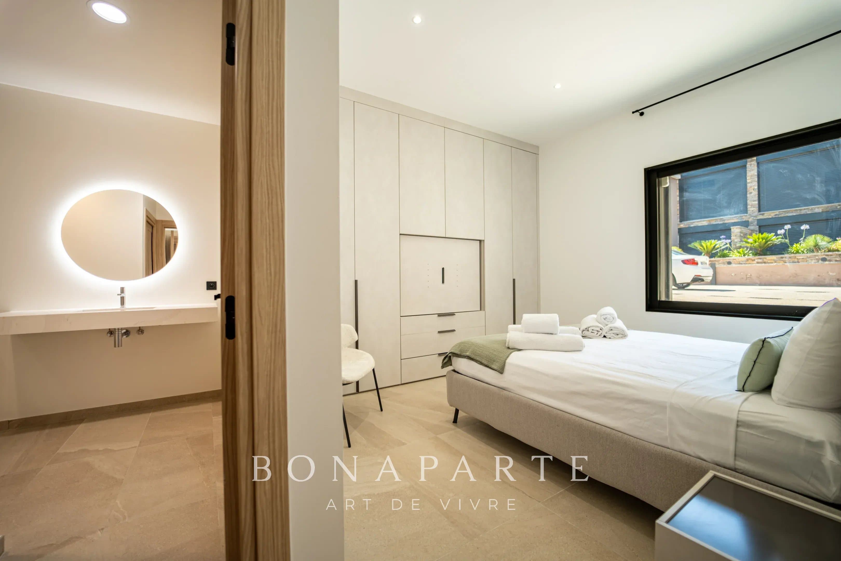 GASSIN - Superbe appartement contemporain avec piscine - Photo 10