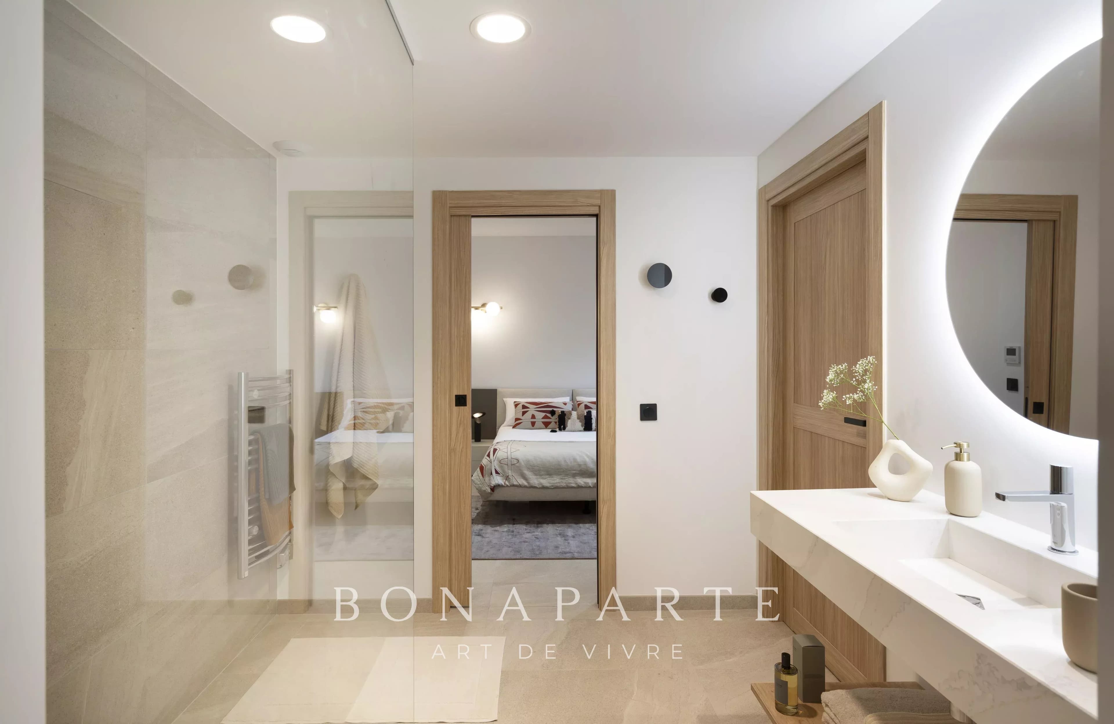 GASSIN - SAINT-TROPEZ Exclusivité : Magnifique villa-appartement en duplex avec très belle vue mer - Photo 37