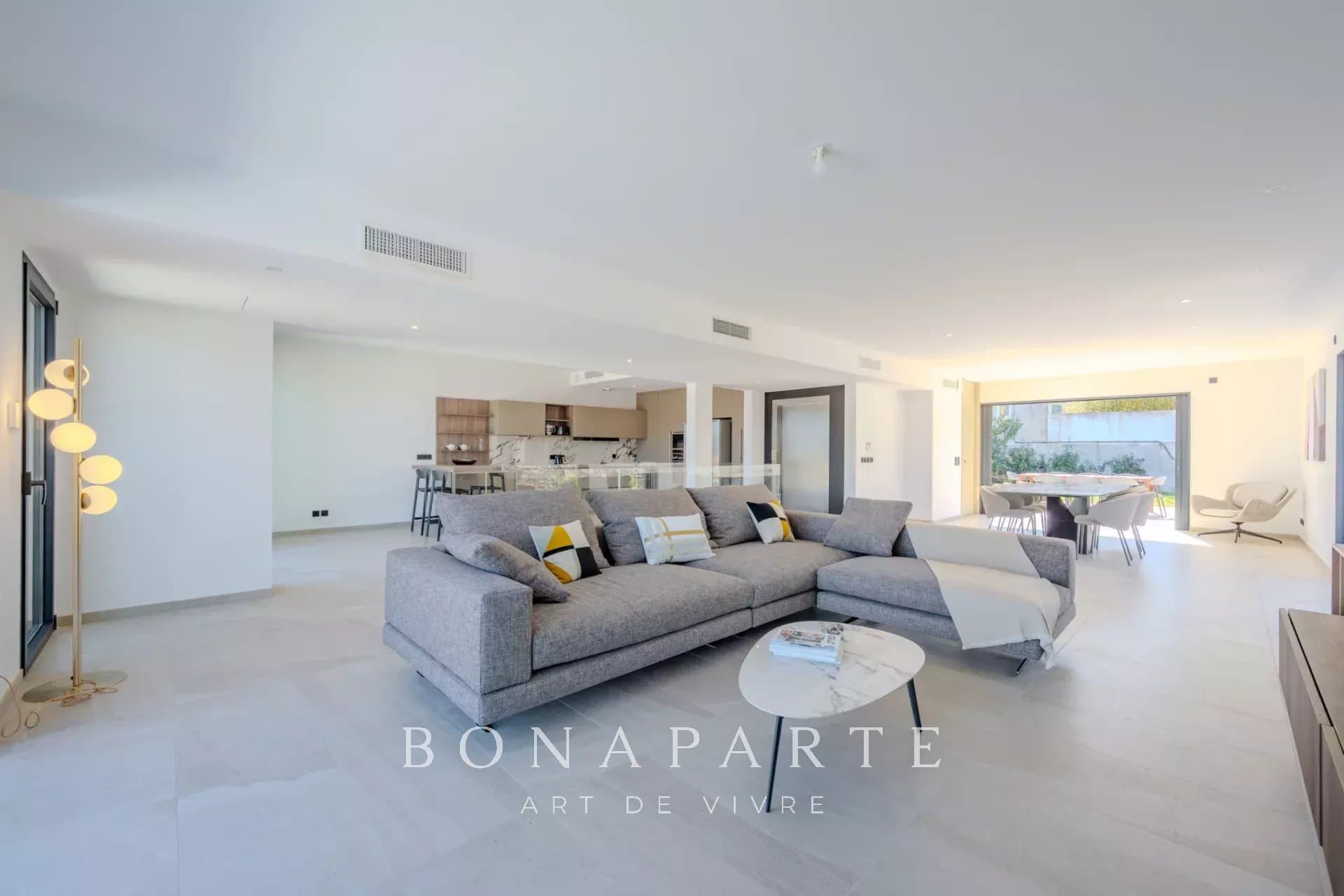 SAINT-TROPEZ GASSIN Exclusivité : Superbe villa-appartement en duplex avec vue mer exceptionnelle - Photo 11