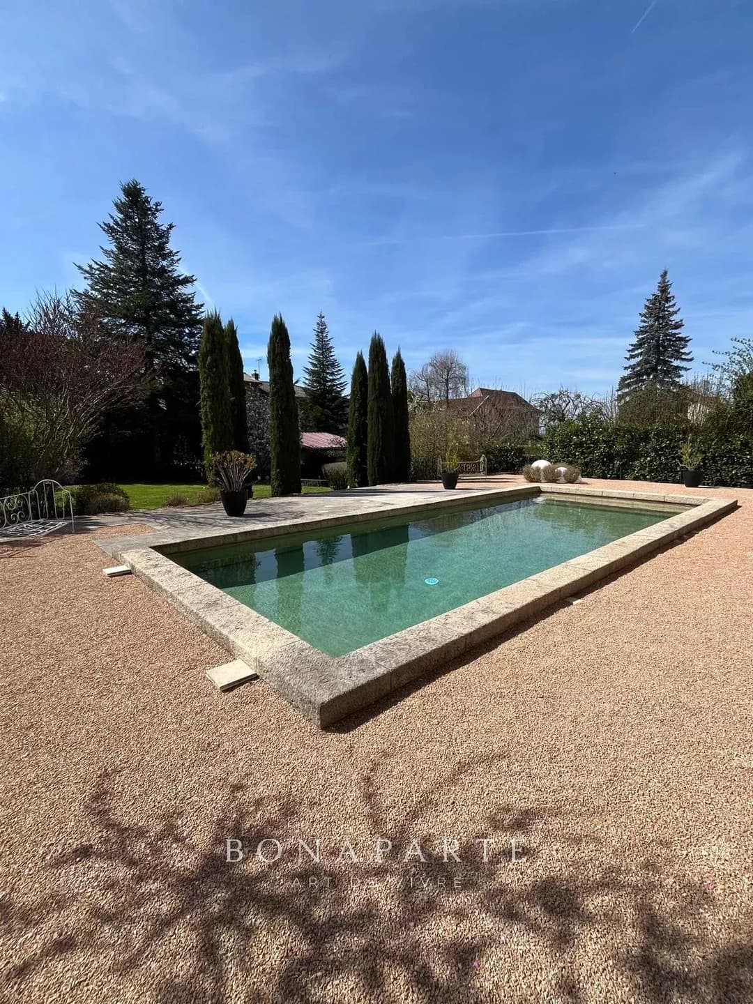 JUJURIEUX - MAISON DE MAÎTRE AVEC PISCINE ET TERRAIN DE PÉTANQUE - Photo 2