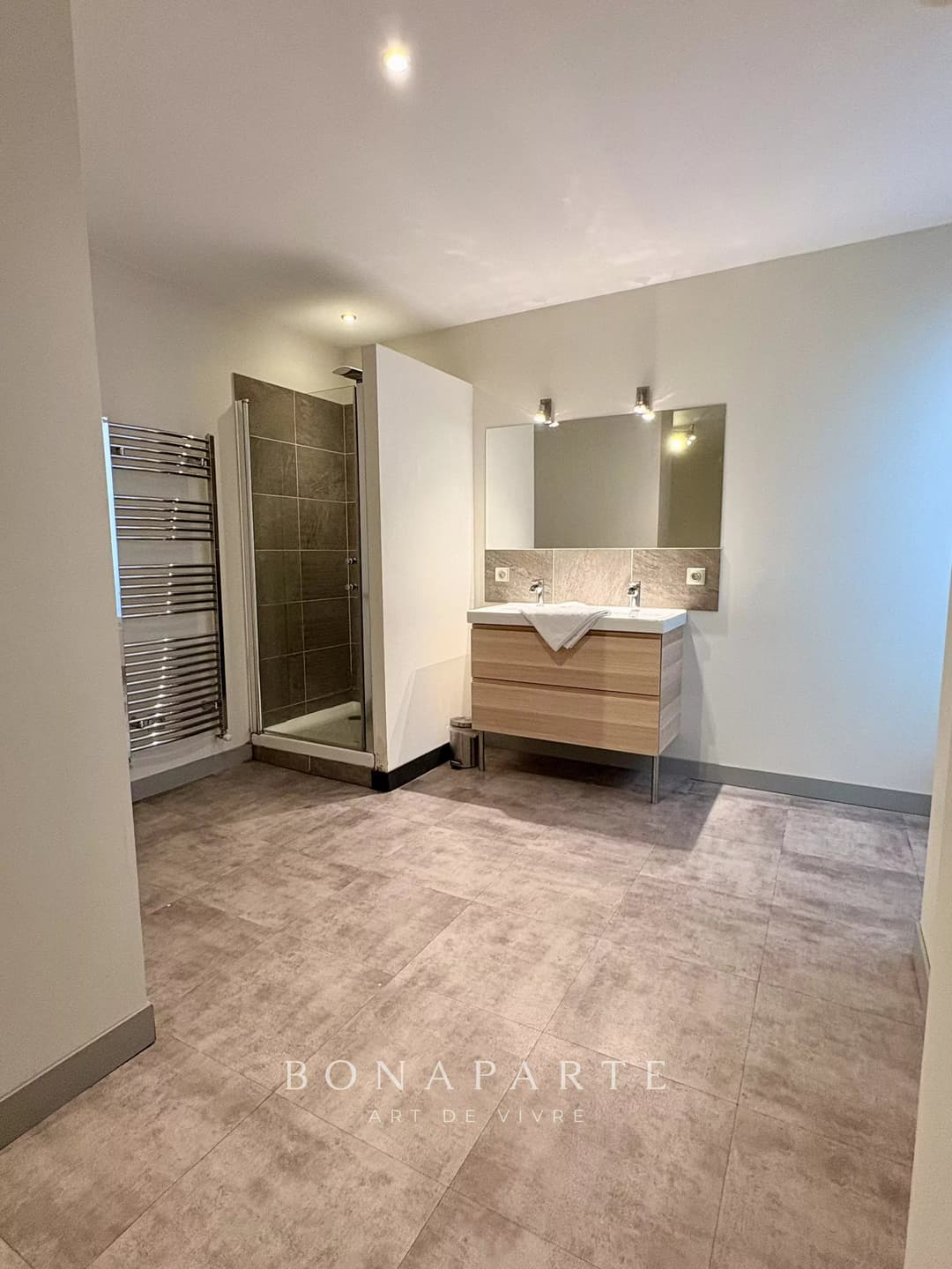 DUPLEX de 152 m² PROCHE DU PALAIS DE JUSTICE A ANGERS - Photo 9