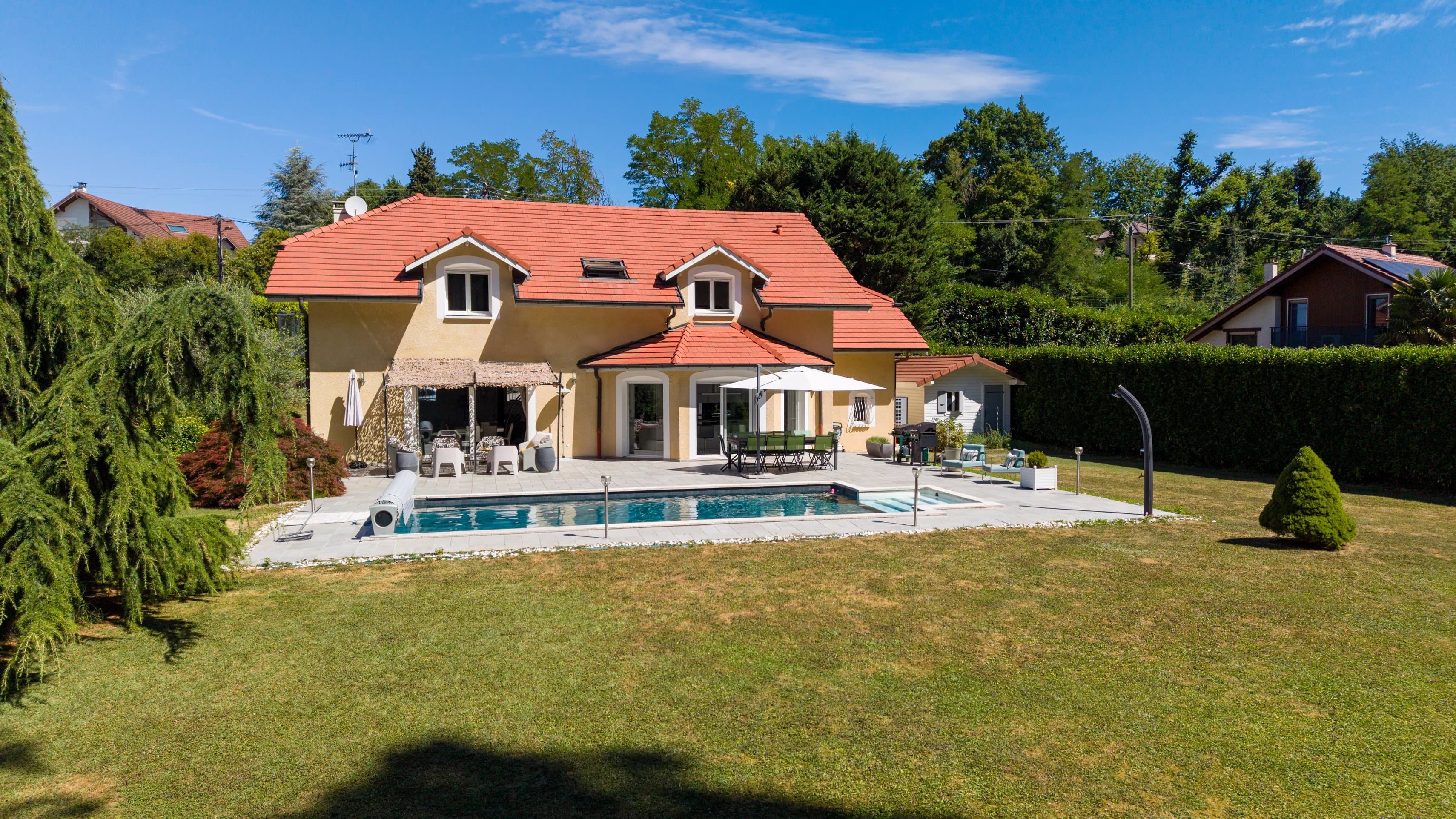 VEIGY-FONCENEX | BELLE MAISON FAMILIALE DE 261m²| A DEUX PAS DE LA FRONTIERE SUISSE - Photo 1