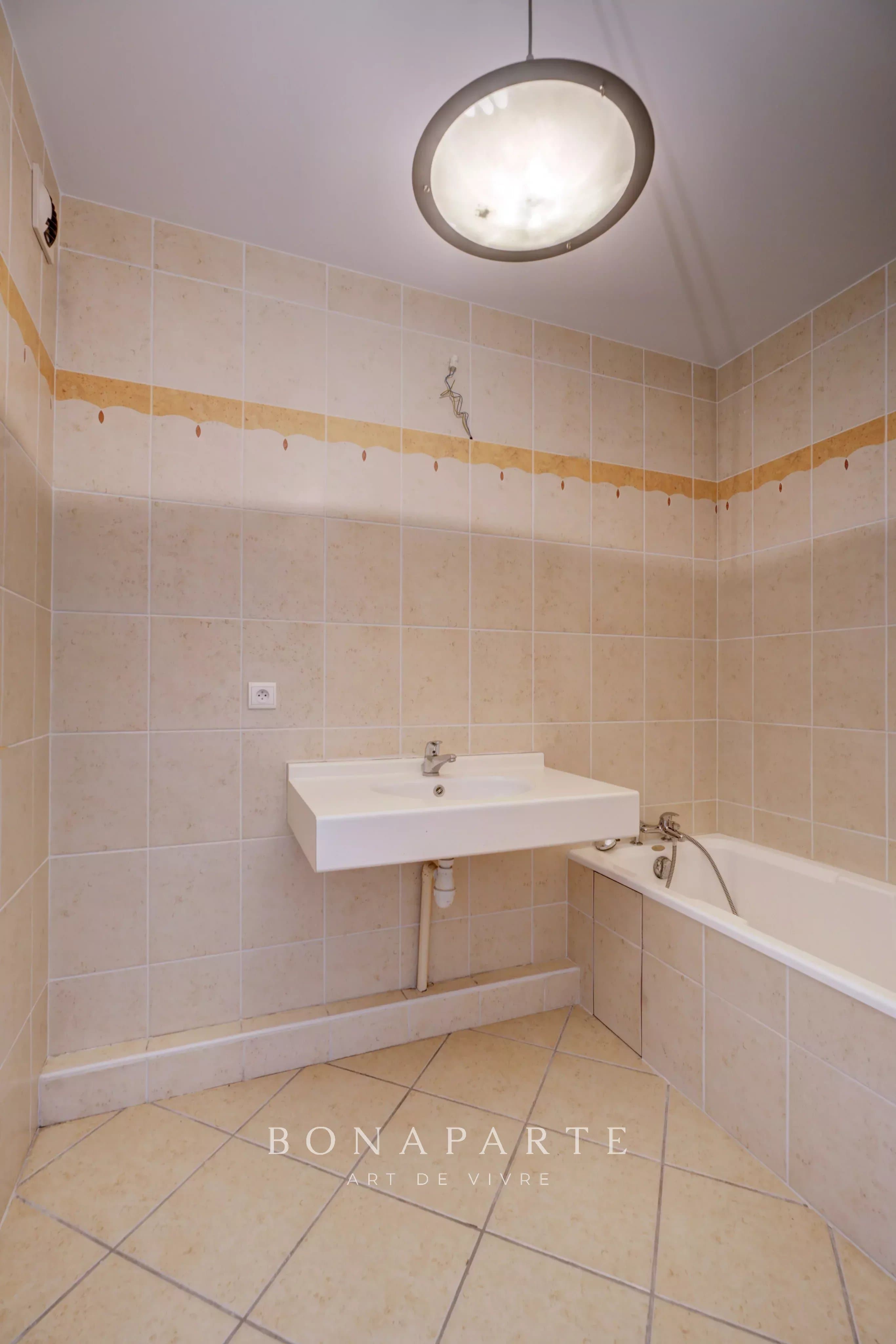 VILLEURBANNE / GRATTECIEL - APPARTEMENT / 2 CHAMBRES - BALCON A VIVRE - Photo 12