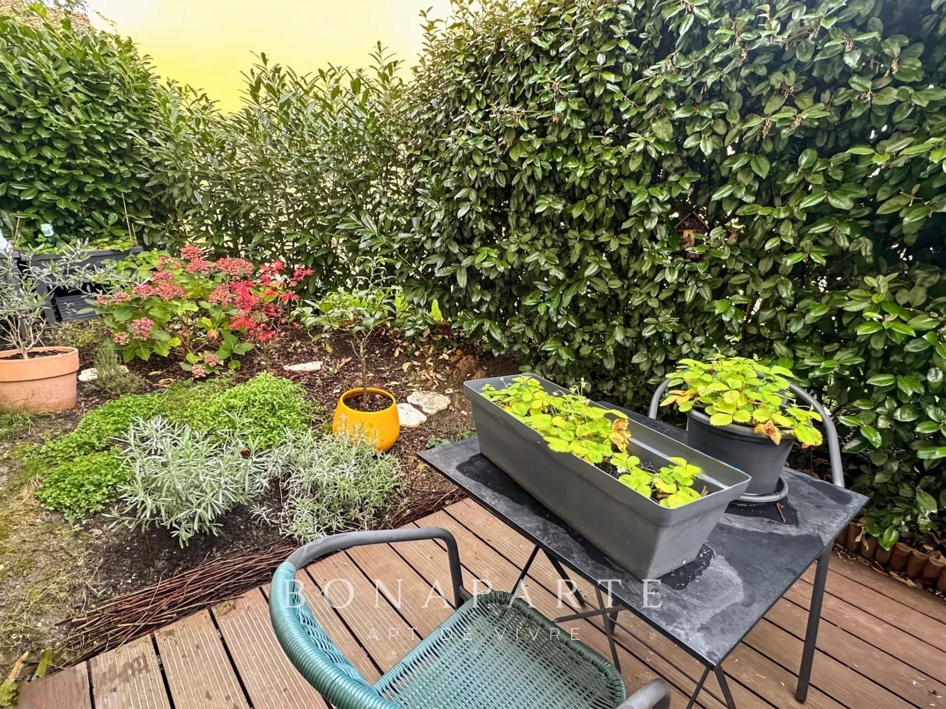 Prévessin-Moëns, maison de 63.3 m2 avec piscine - Photo 7