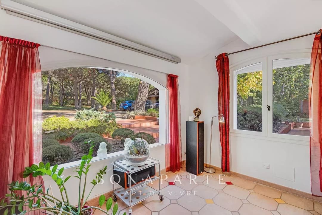 Véritable mas provençal au cœur d'une propriété de plus de 8000m² - Photo 9