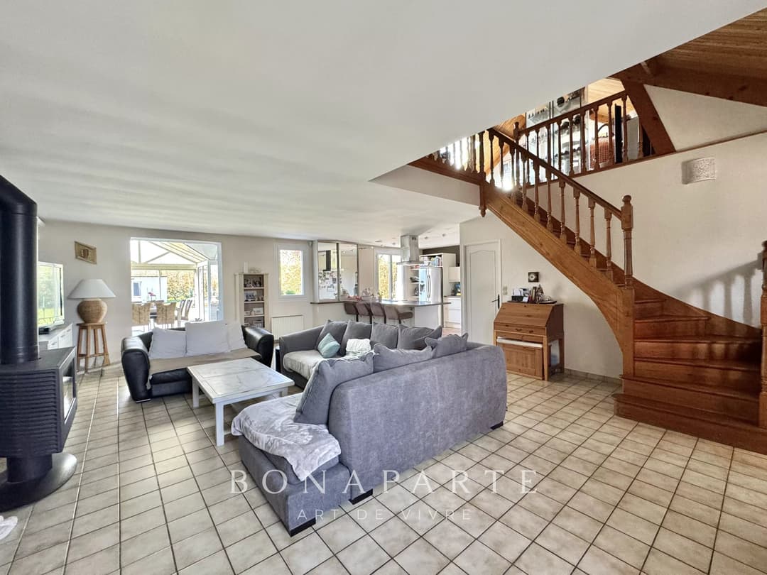 ALLONNES - MAISON FAMILIALE - 199 m² - Photo 4