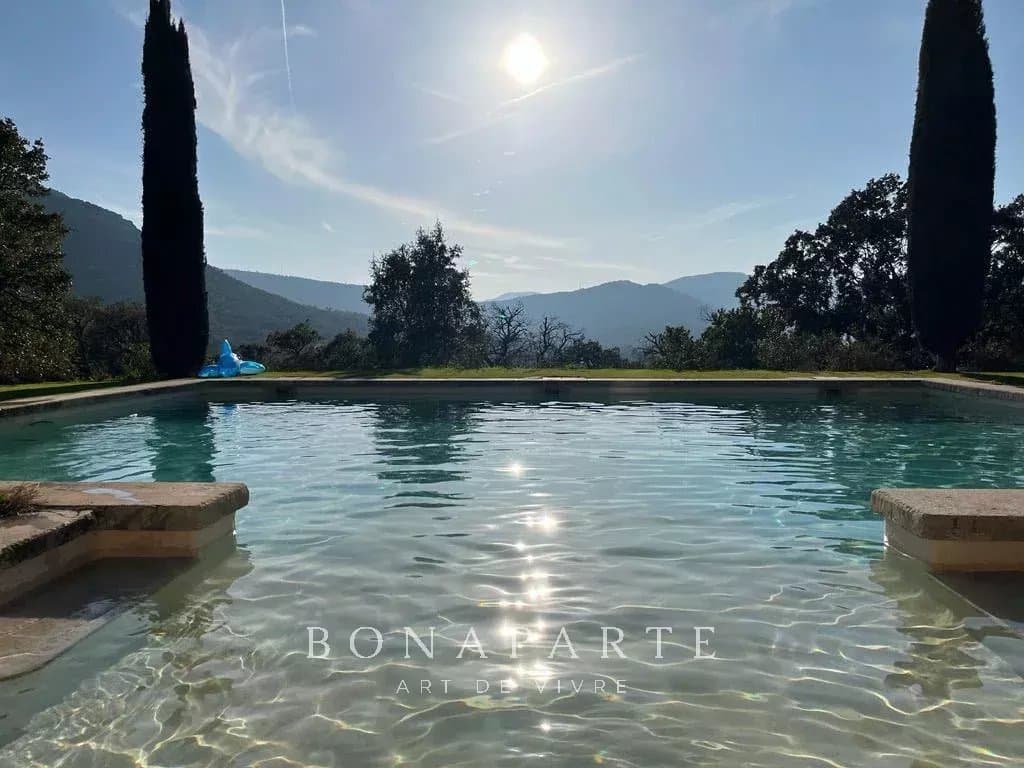 Propriété de charme située au Plan de la Tour, dans un parc de 2ha, avec vue panoramique sur les collines - Photo 12