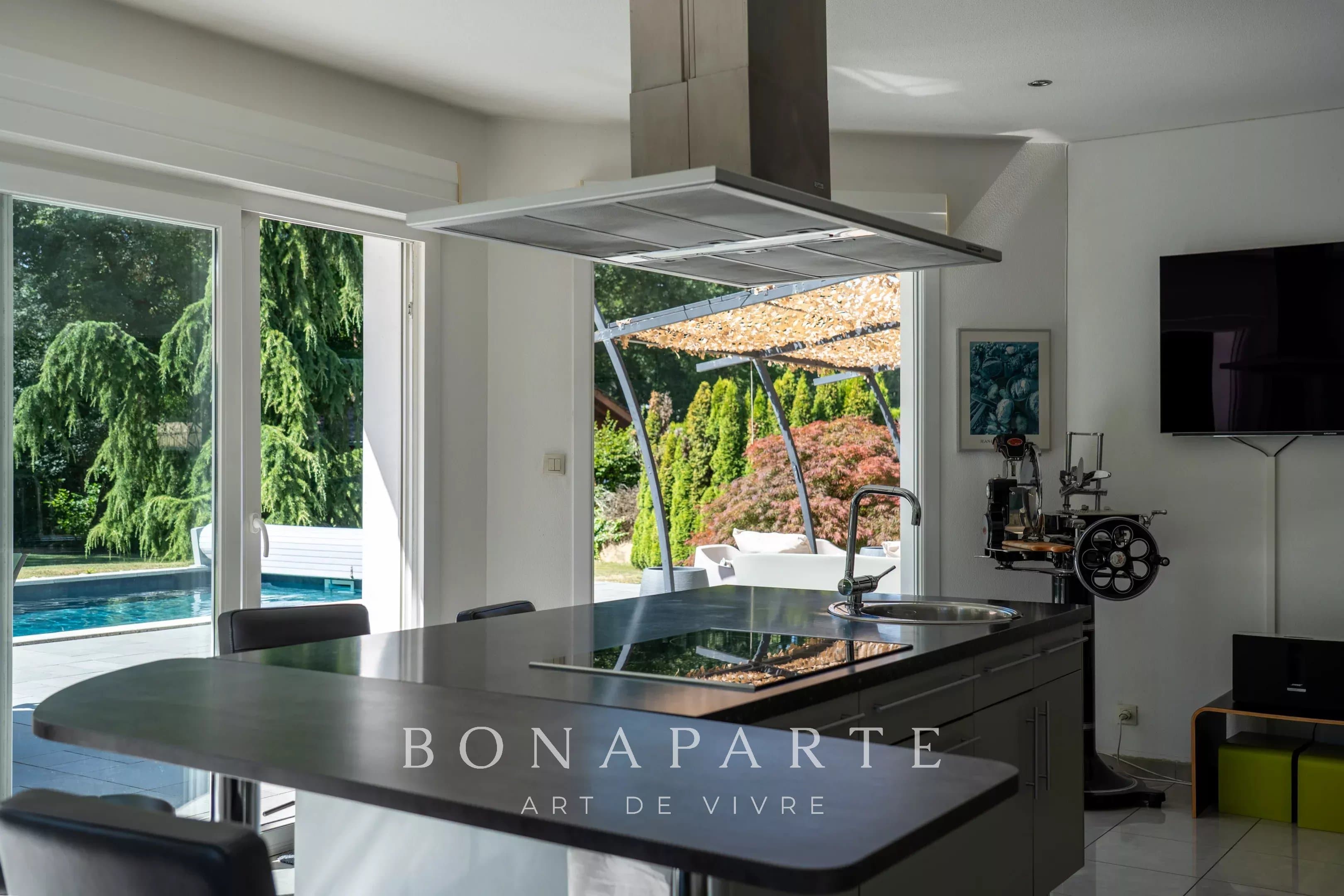 VEIGY-FONCENEX | BELLE MAISON FAMILIALE DE 261m²| A DEUX PAS DE LA FRONTIERE SUISSE - Photo 24