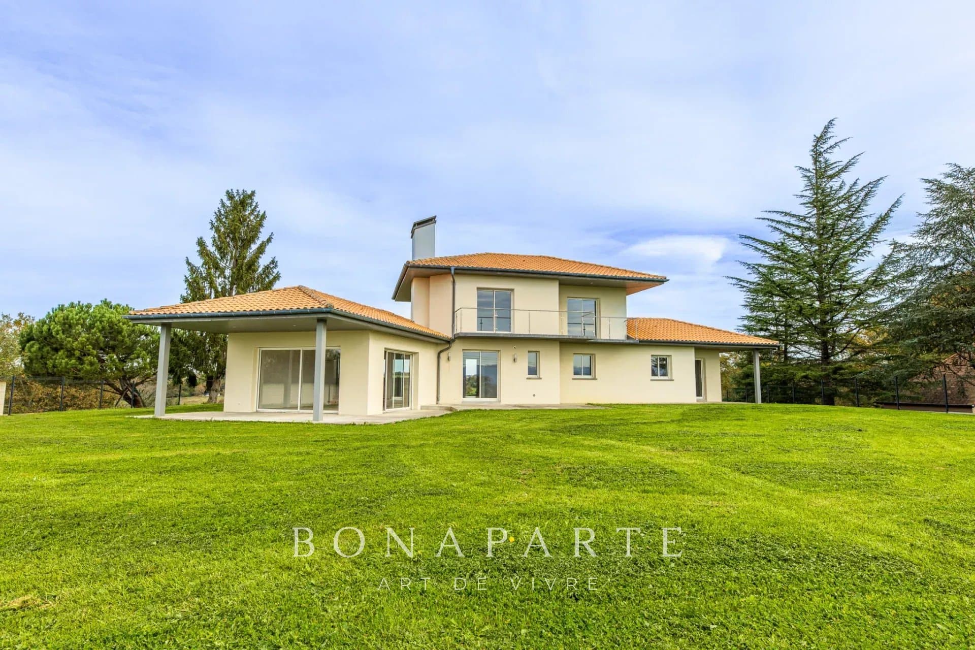 Haut de Buros – Villa contemporaine – Vue Pyrénées