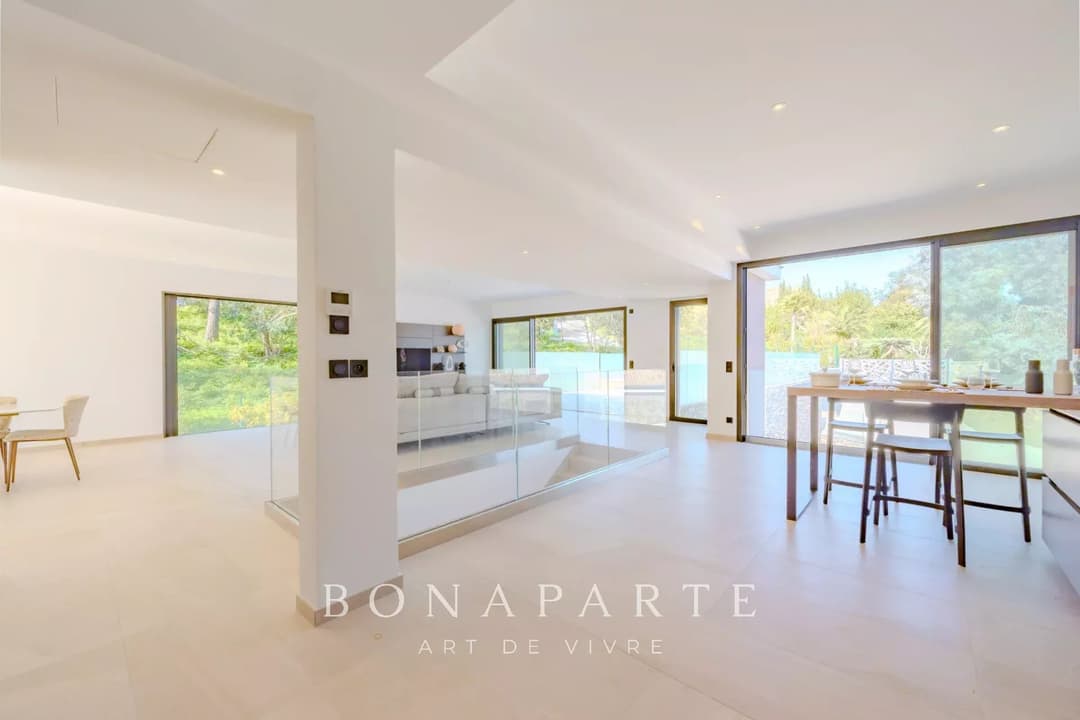 EXCLUSIVITE : Magnifique "villa appartement" en duplex avec tres belle vue mer - Photo 9