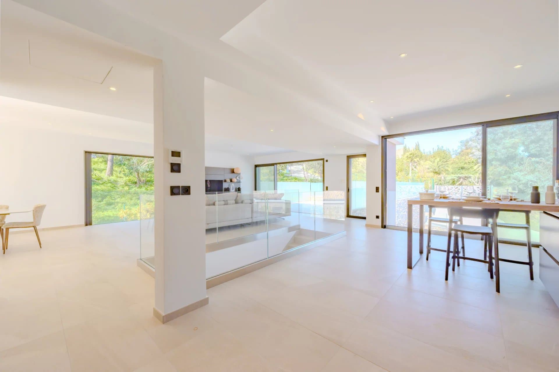 EXCLUSIVITE : Magnifique "villa appartement" en duplex avec très belle vue mer - Photo 9