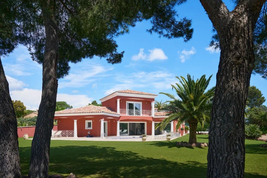 VILLA 5 PIECES AVEC PISCINE - Photo 1