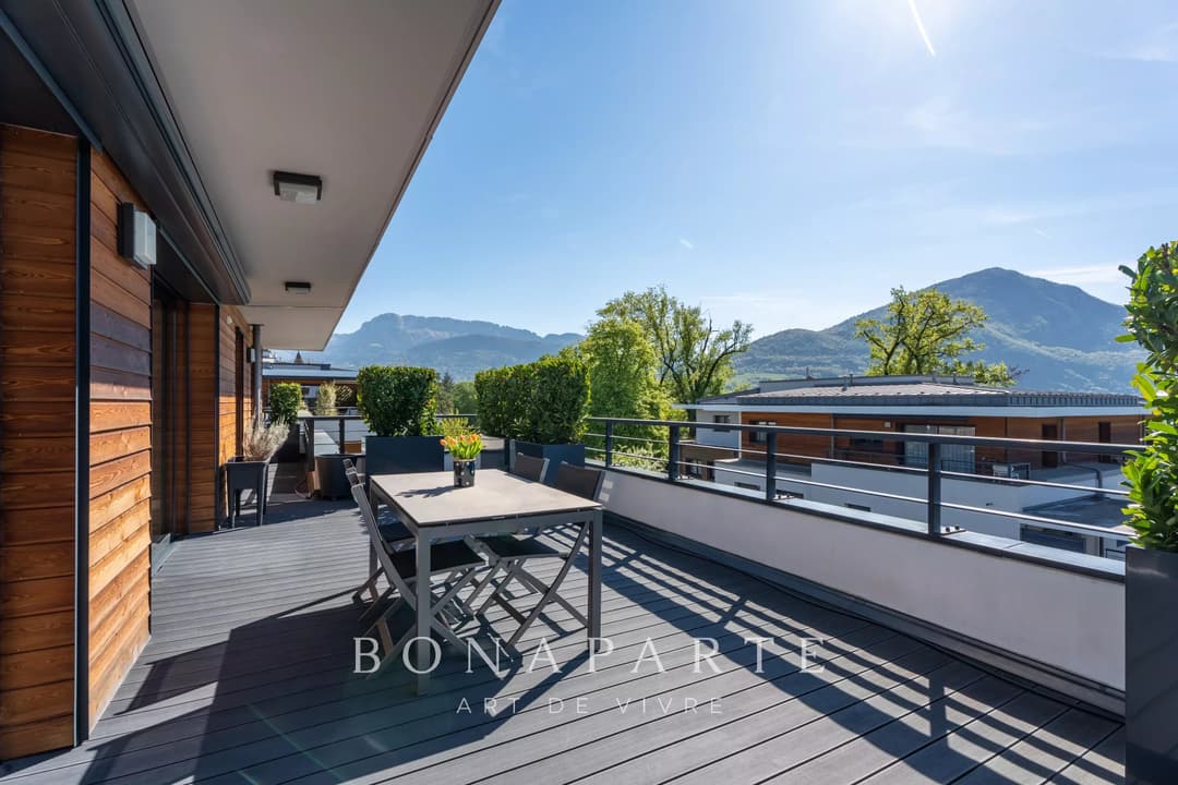 Annecy-le-Vieux - T4 dernier étage, terrasse, dans copropriété de standing, au calme absolu - Photo 2