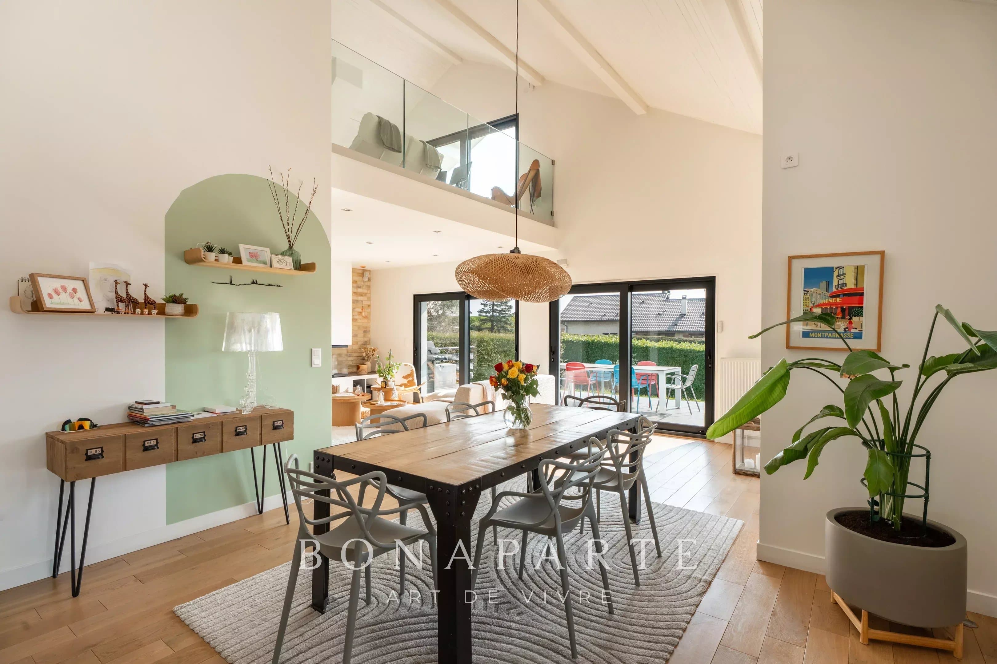 PRÉVESSIN-MOËNS – MAISON FAMILIALE RÉNOVÉE AUX PORTES DE GENÈVE