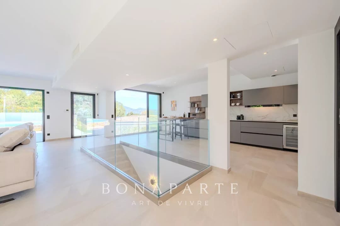 EXCLUSIVITE : Magnifique "villa appartement" en duplex avec tres belle vue mer - Photo 12