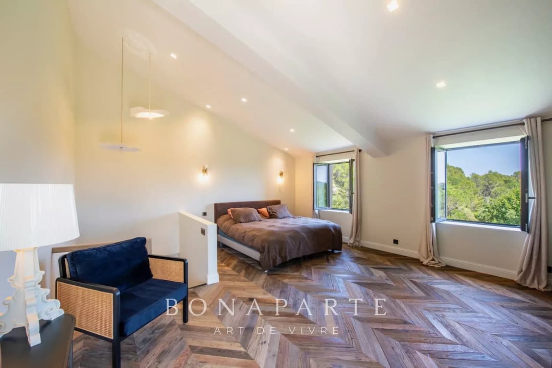 RARE : Superbe propriété en pierre d'une surface totale de plus de 450 m² entièrement rénovée - Photo 11