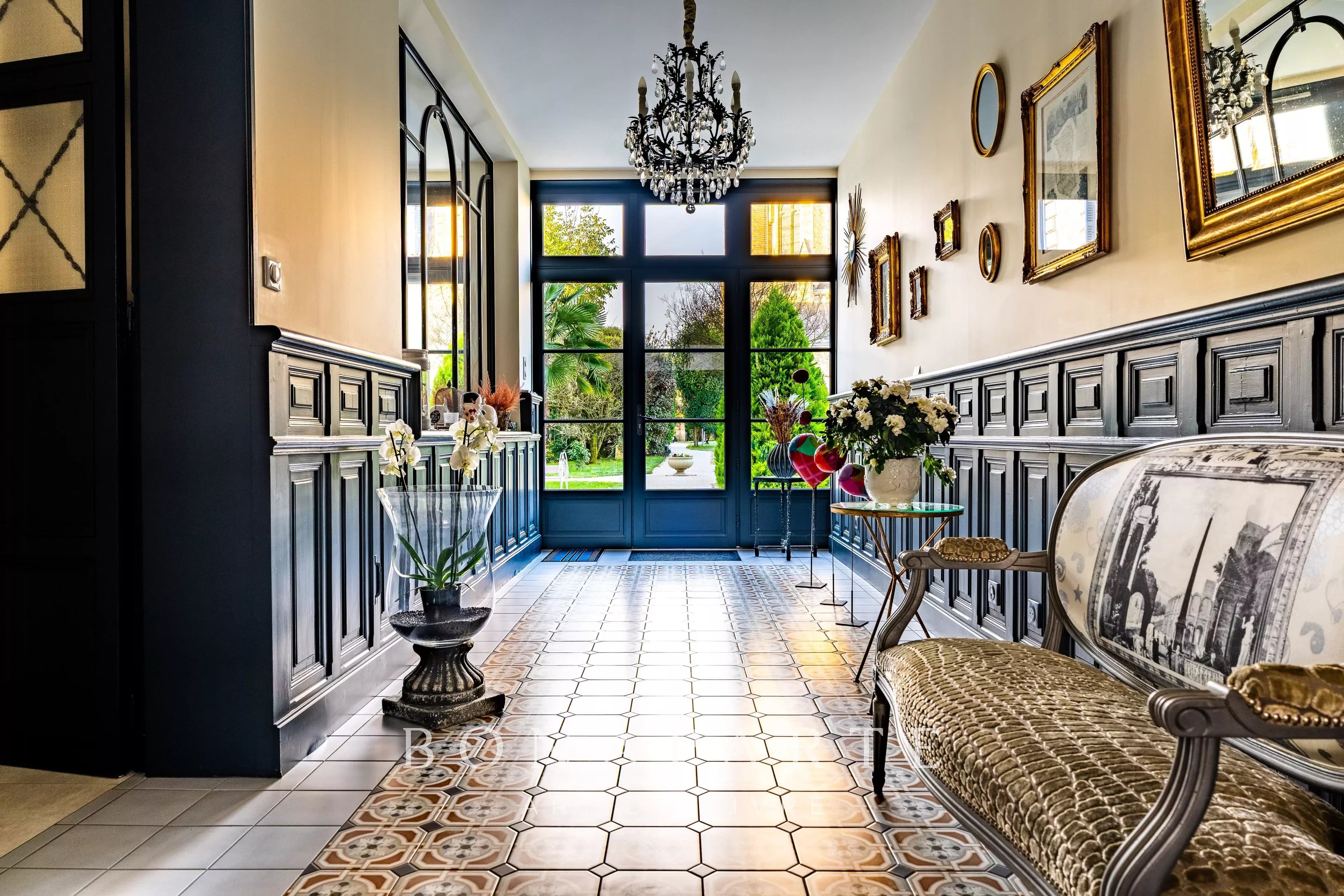 Demeure XIXème  d’Exception – Élégance, Lumière et Art de Vivre au Cœur de Niort