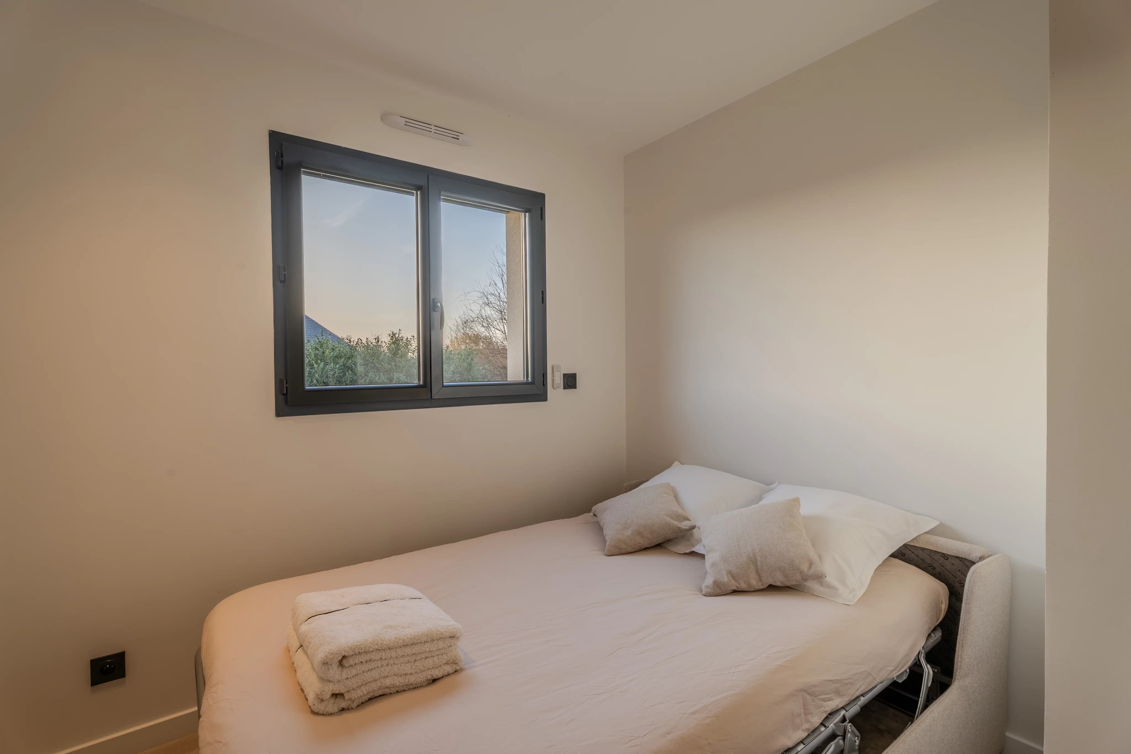 CANAPVILLE - VILLA CONTEMPORAINE AVEC PISCINE - Photo 12