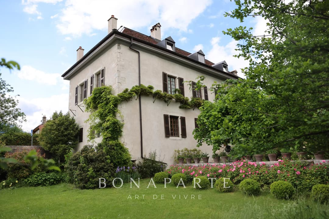 Cessy - Maison de maître historique - Photo 2