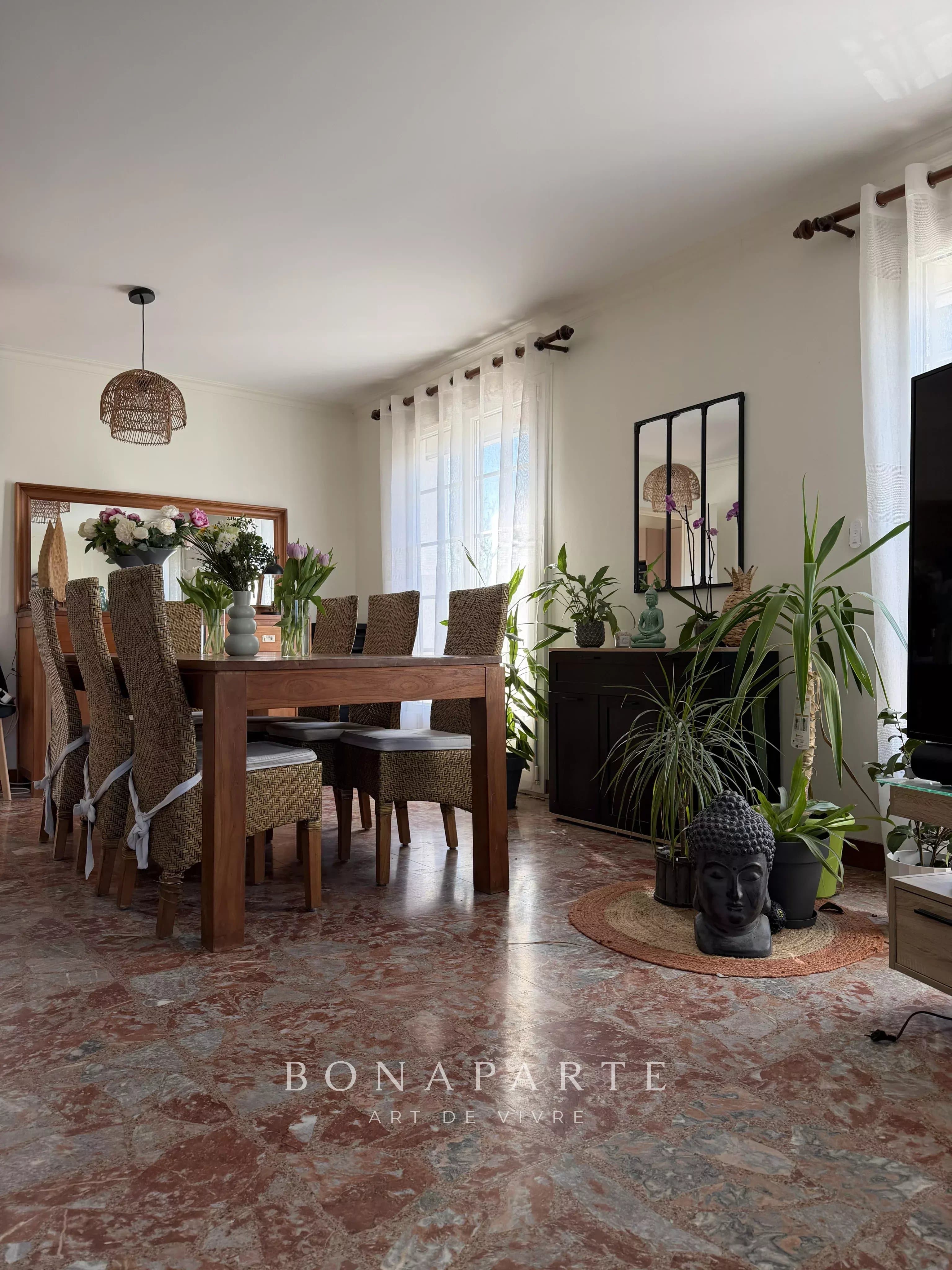 AMBÉRIEUX-EN-DOMBES - MAISON FAMILIALE SPACIEUSE - Photo 6