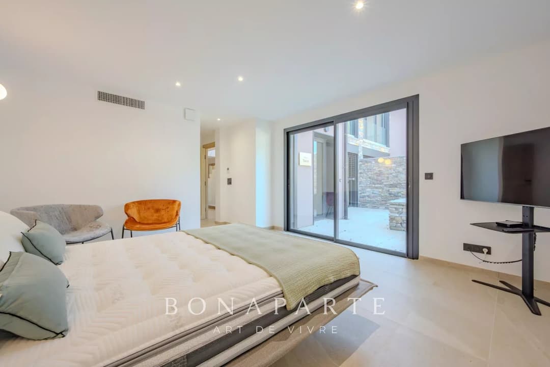 EXCLUSIVITE : Magnifique "villa appartement" en duplex avec très belle vue mer - Photo 17
