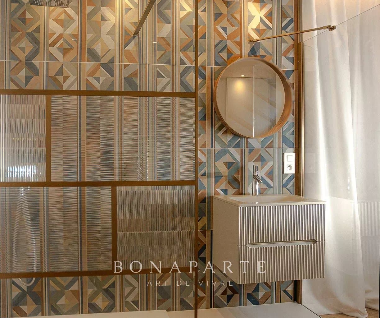 Magnifique cachet pour cet appartement T3 de 107m² situé en plein centre-ville à moins de 50m de la mer - Photo 14