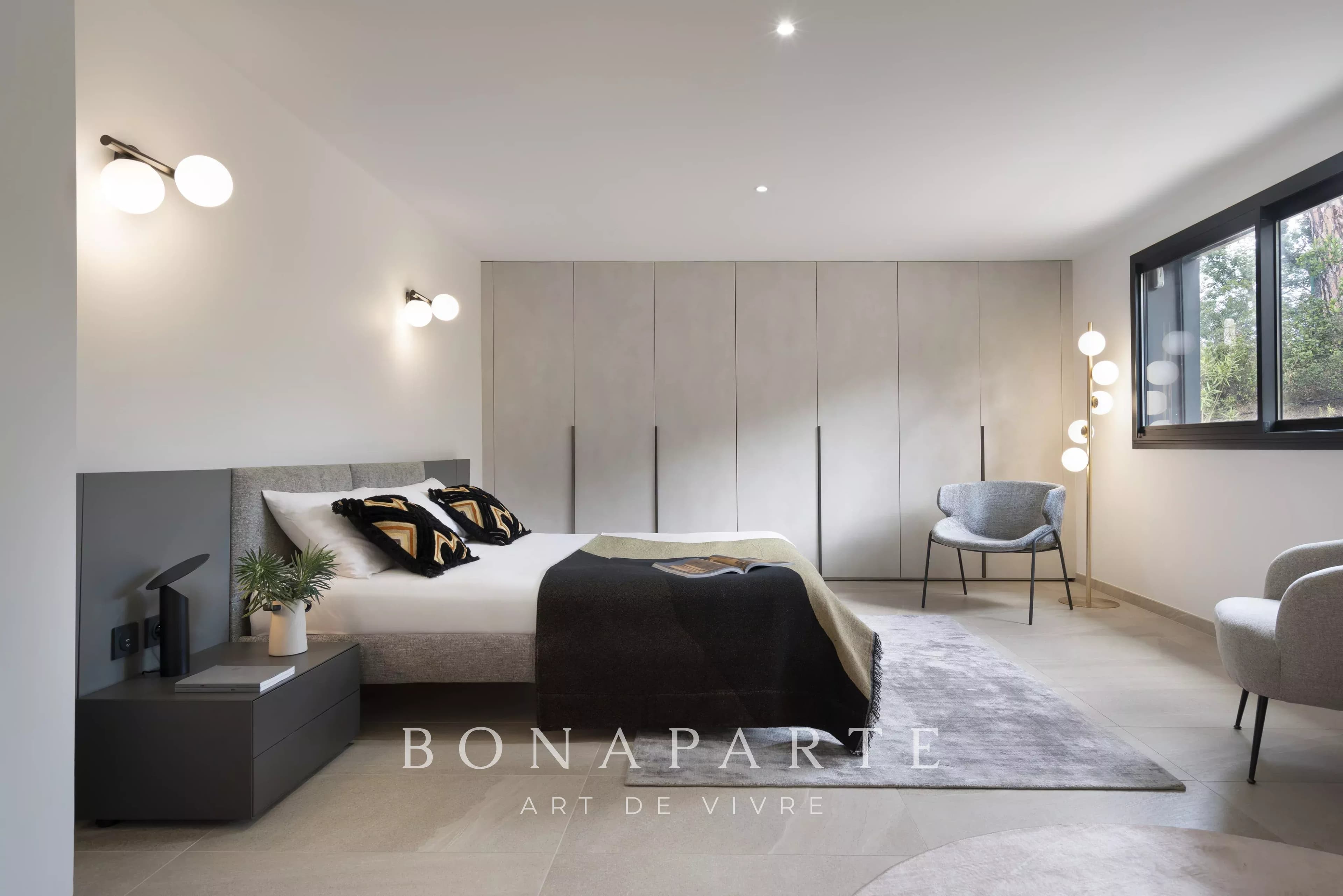 GASSIN - SAINT-TROPEZ Exclusivité : Magnifique villa-appartement en duplex avec très belle vue mer - Photo 36
