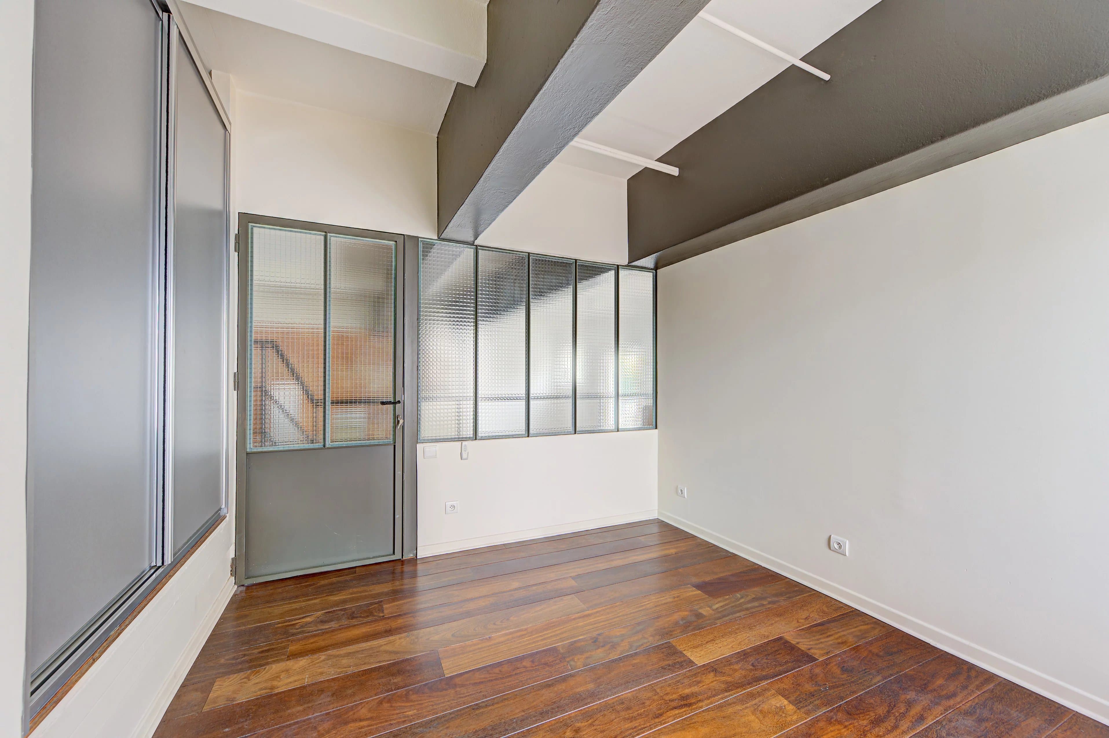 COLOMBES gare - Loft de 205 m² | Terrasse privative | Double parking - Photo 20