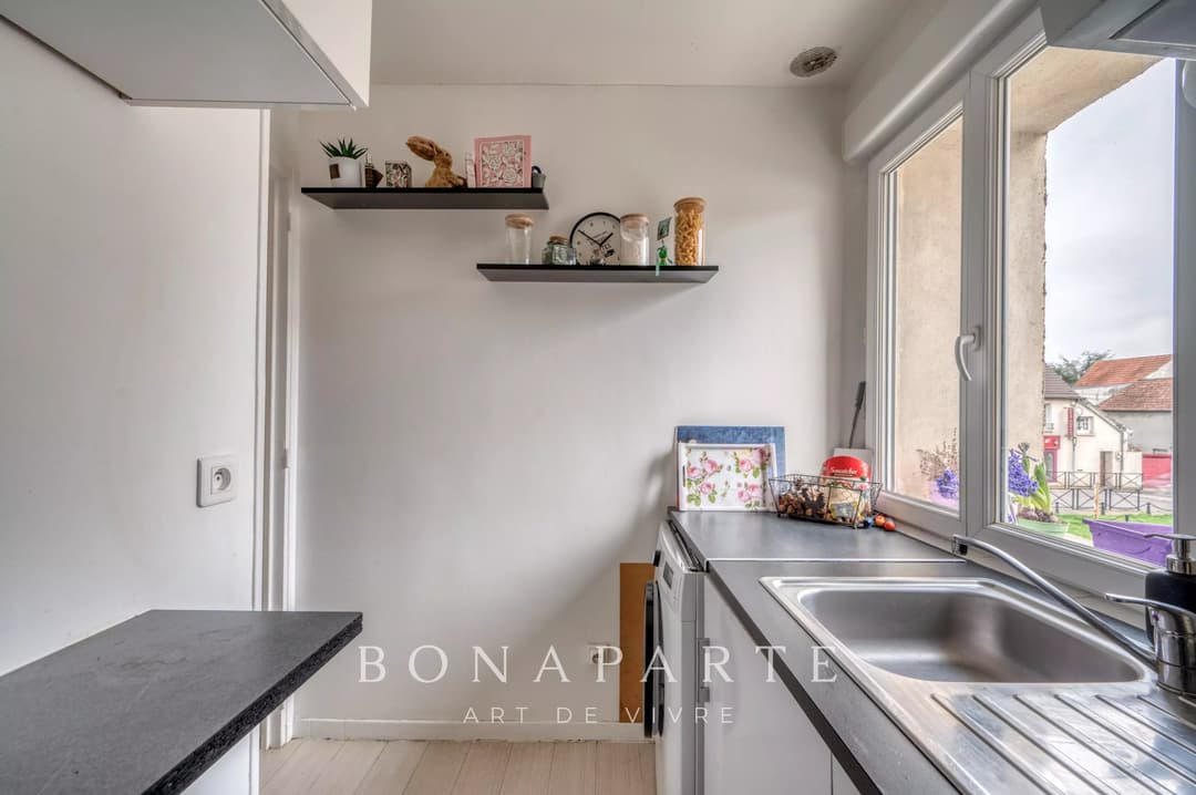 BEYNES (78) - IMMEUBLE DE RAPPORT - CENTRE-VILLE - Photo 5