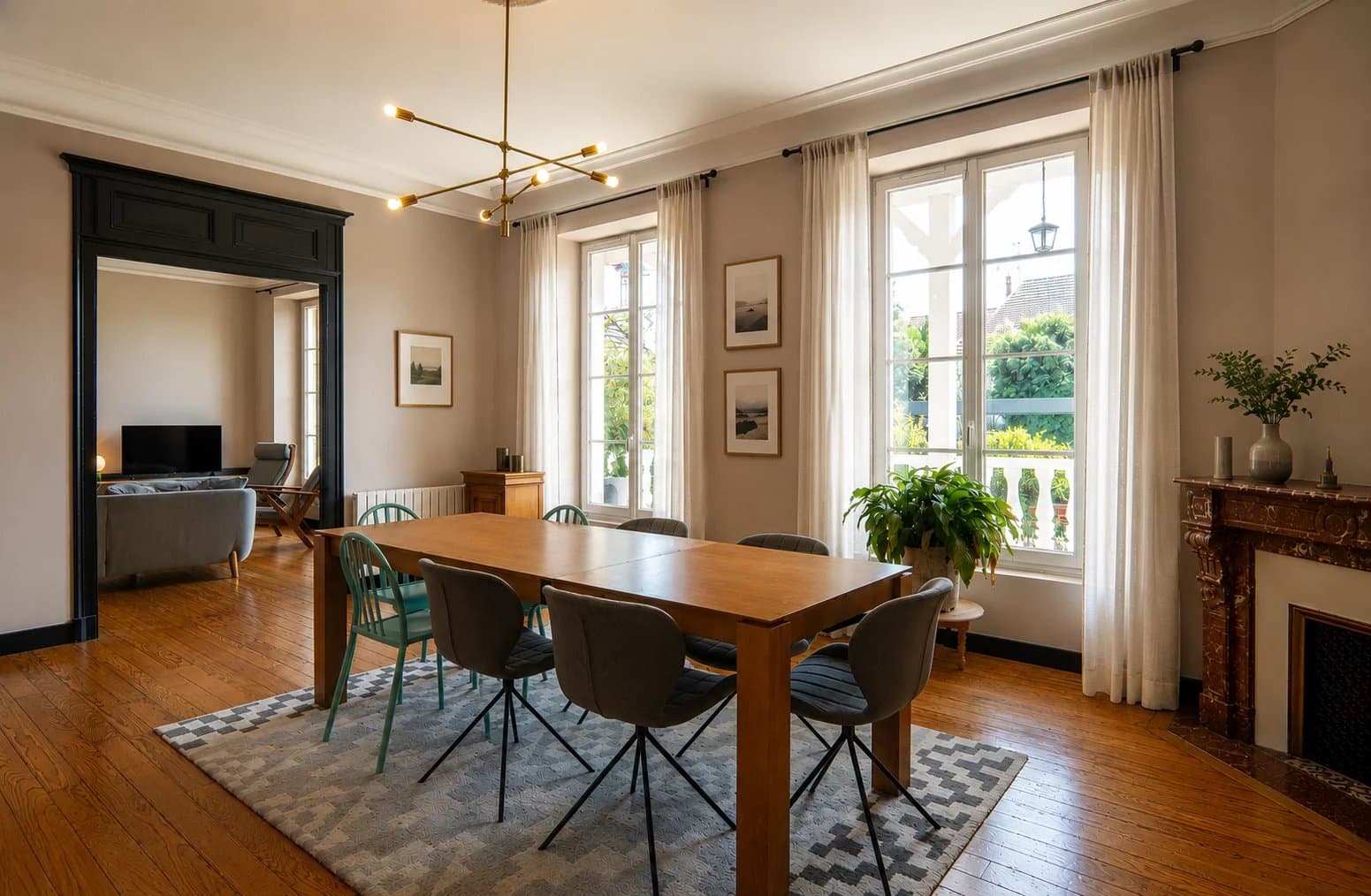 JURANÇON BOURG – MAISON BOURGEOISE DE VILLE – 226 M² - Photo 2