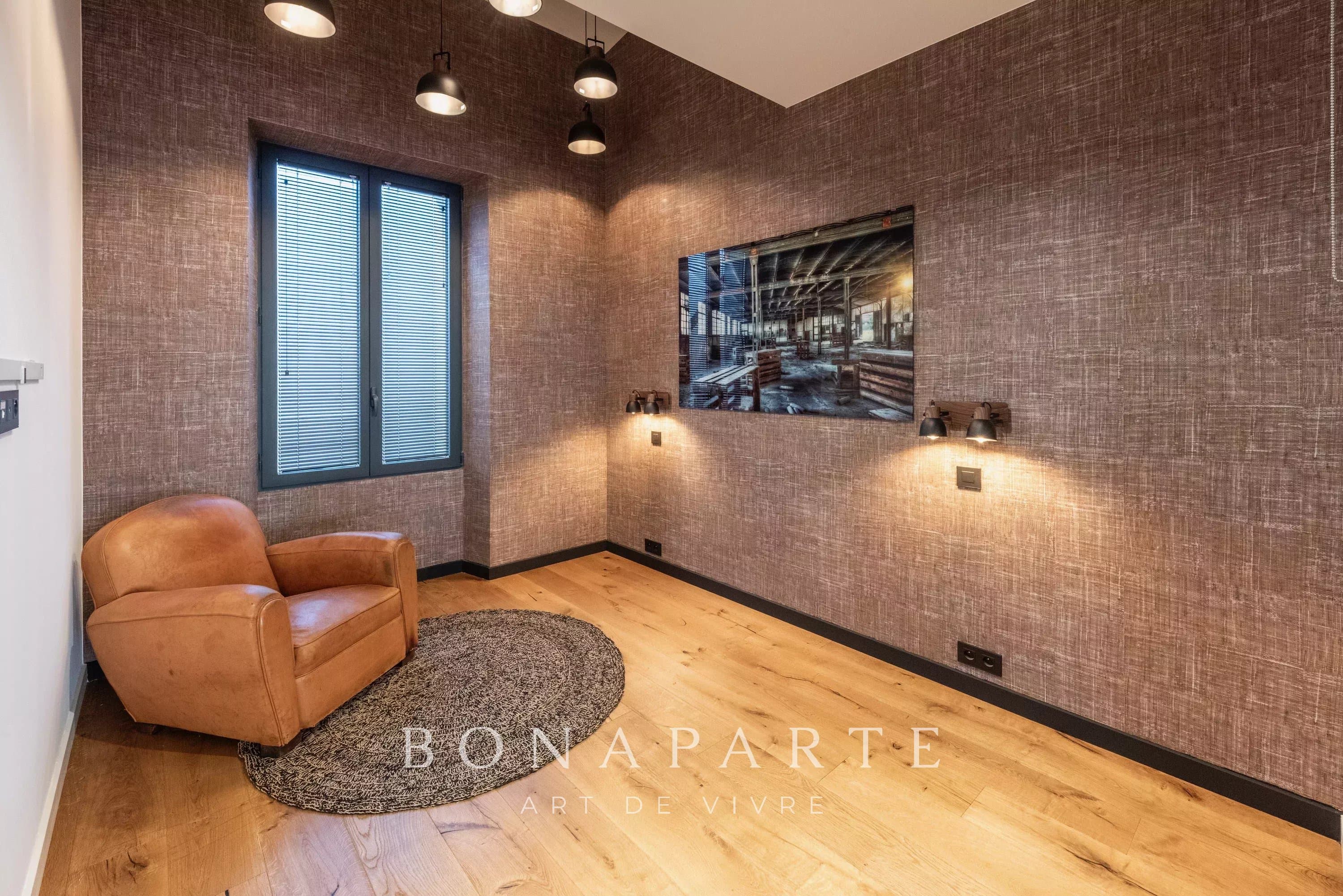 FREJUS - LUXUEUX APPARTEMENT DUPLEX DE 142M² AVEC TERRASSE - Photo 15