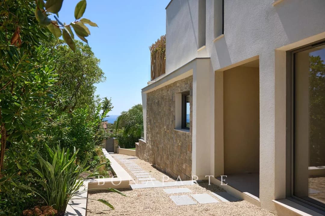 Villa contemporaine neuve à la vue mer panoramique - Photo 5