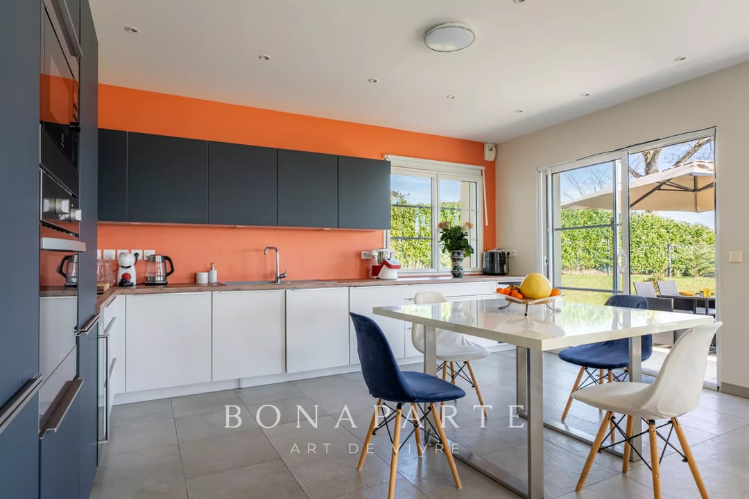 CESSY - MAISON P6 DE 240 M² - VUE PANORAMIQUE ALPES ET MONT-BLANC - Photo 4