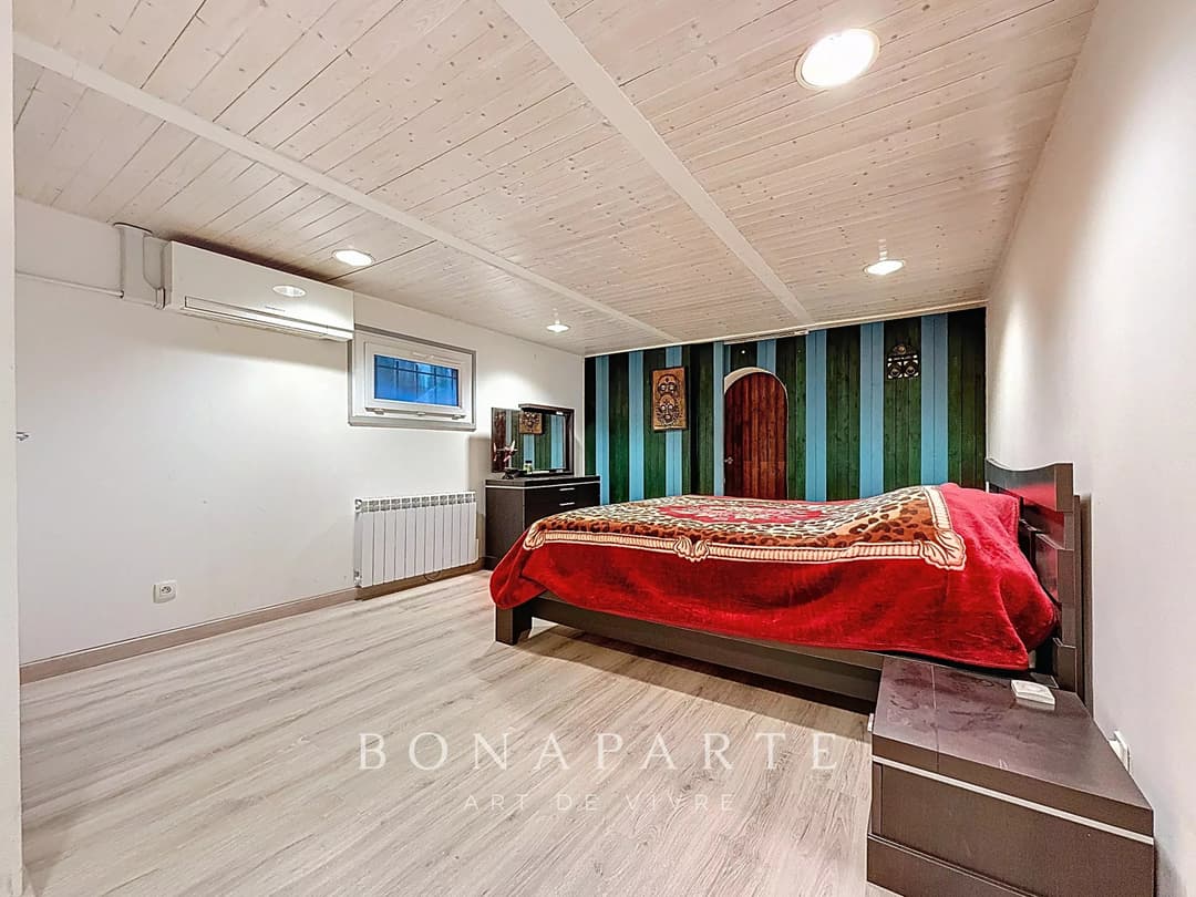 Échenevex - Maison familiale avec jardin - Photo 15