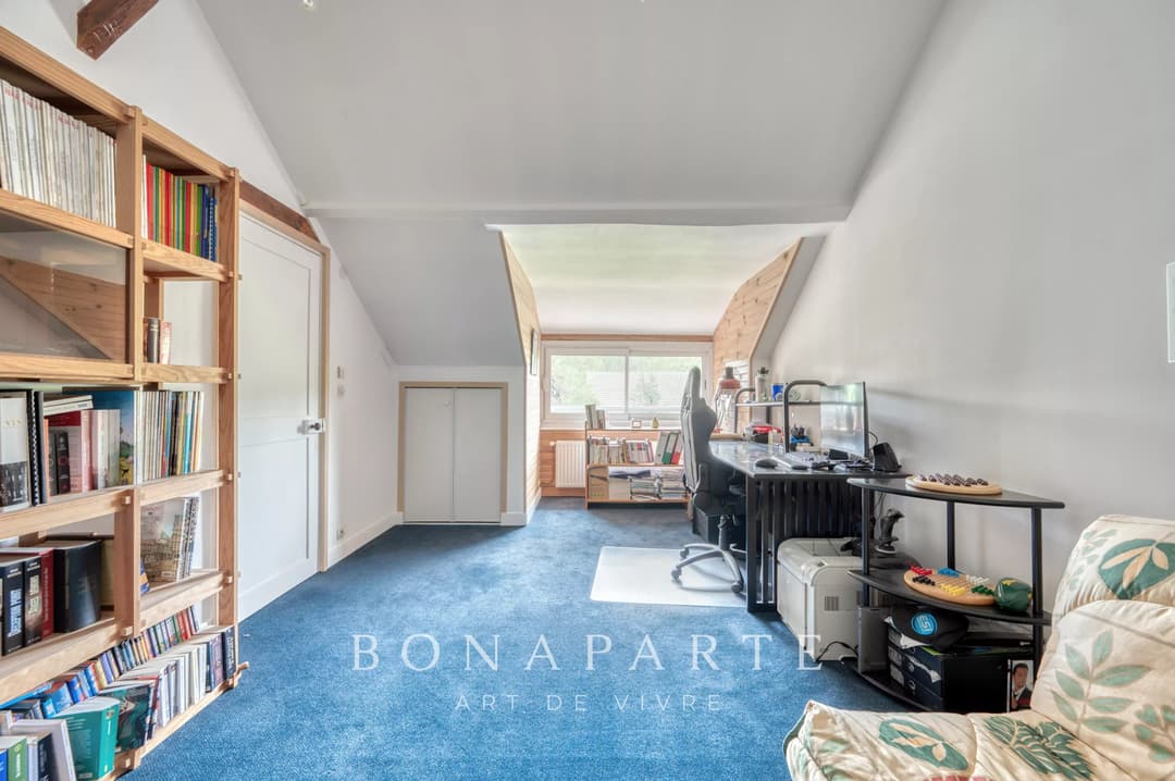 Maison de maître en meulière – 264 m² – Parc arboré de 1 440 m² à 40 min de Paris - Photo 21