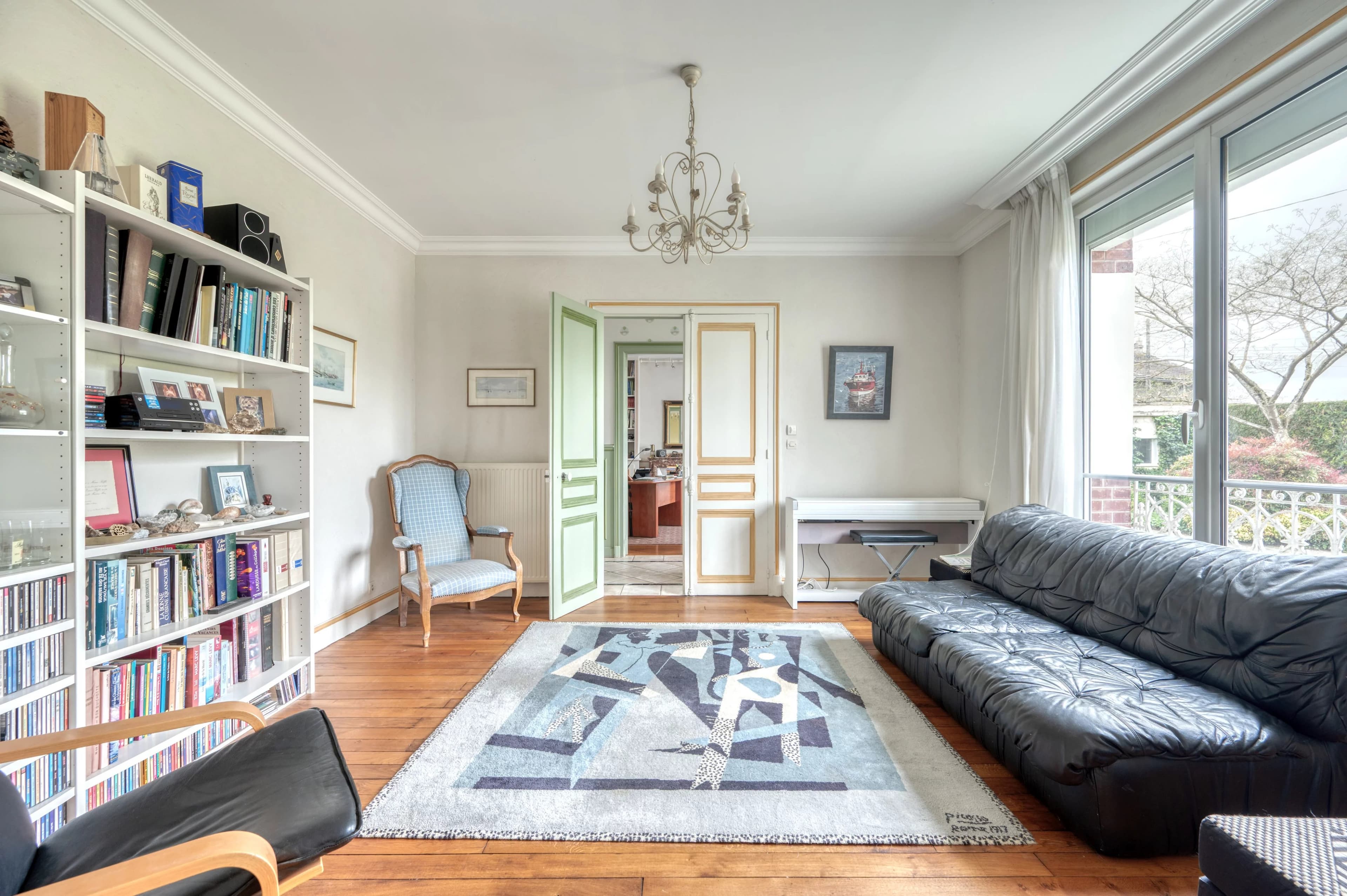 Maison de maître en meulière – 264 m² – Parc arboré de 1 440 m² à 40 min de Paris - Photo 11
