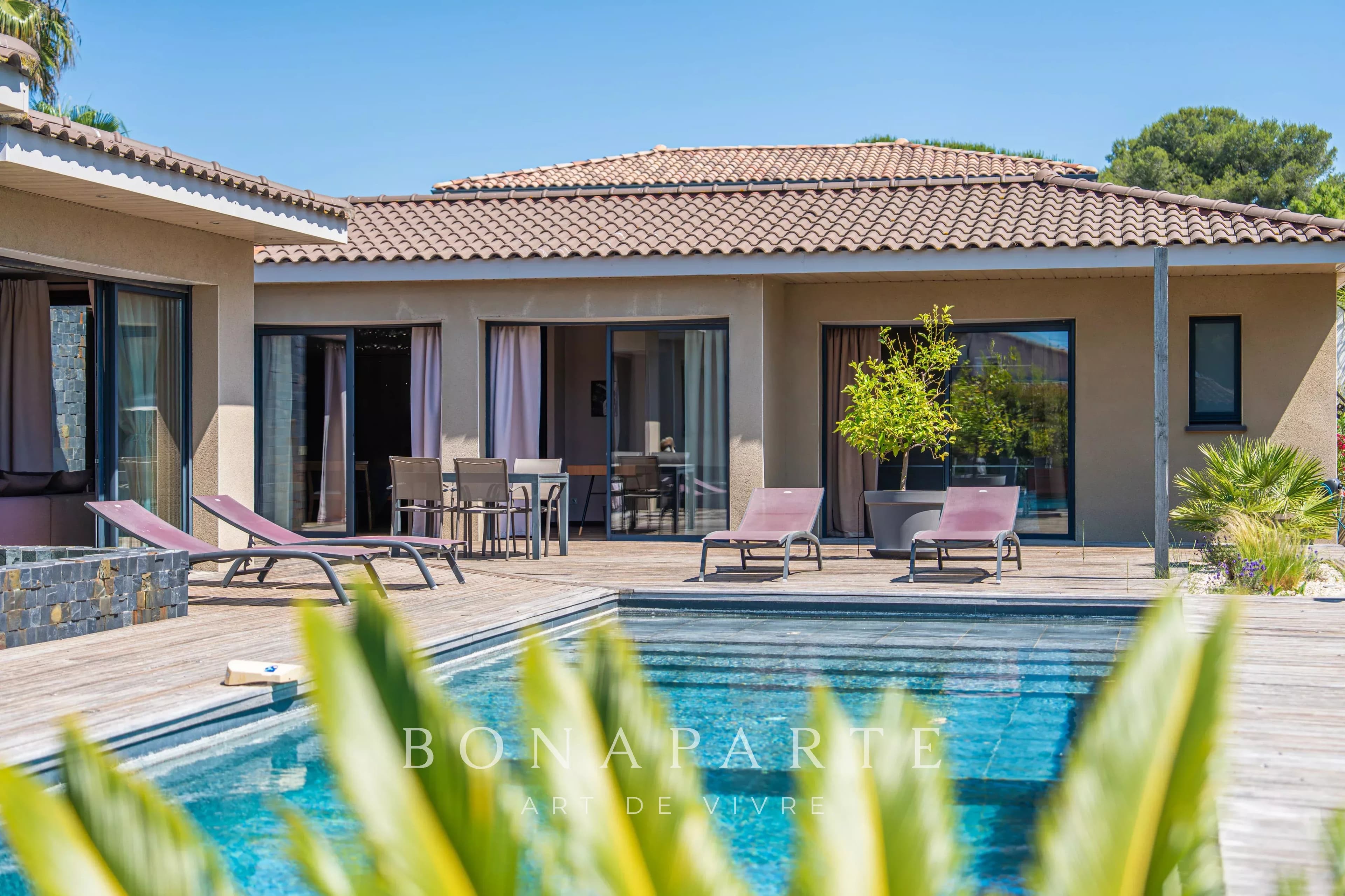 Villa contemporaine au Grau d’Agde – Calme absolu et art de vivre à quelques pas de la mer - Photo 17