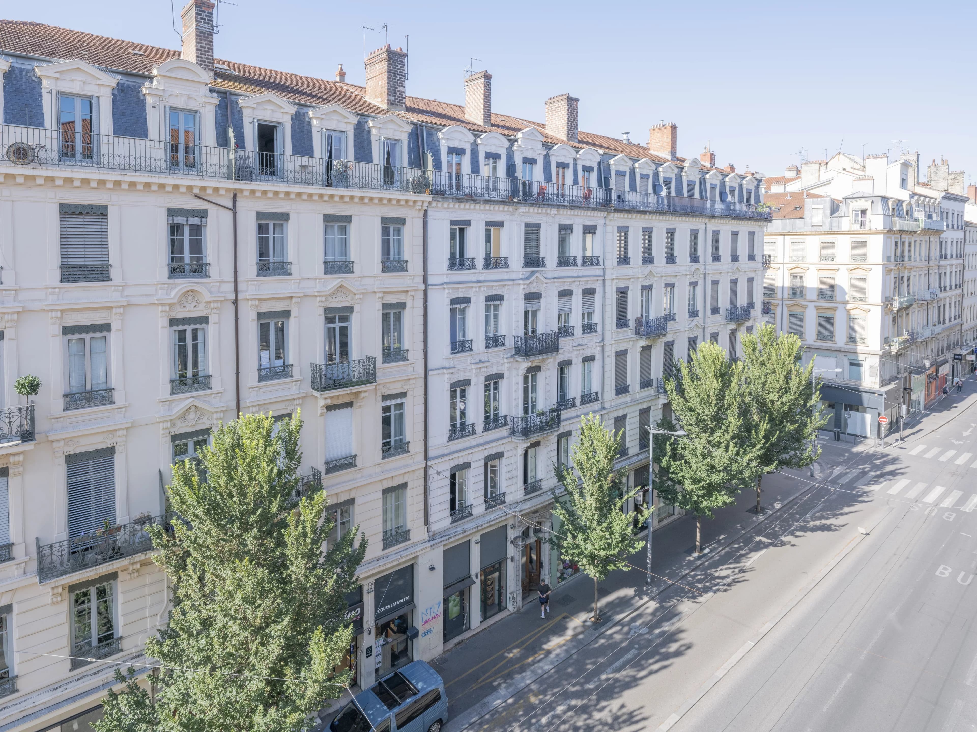 APPARTEMENT BOURGEOIS - LYON 6 - 131m² - EXPOSITION SUD et EST - Photo 18