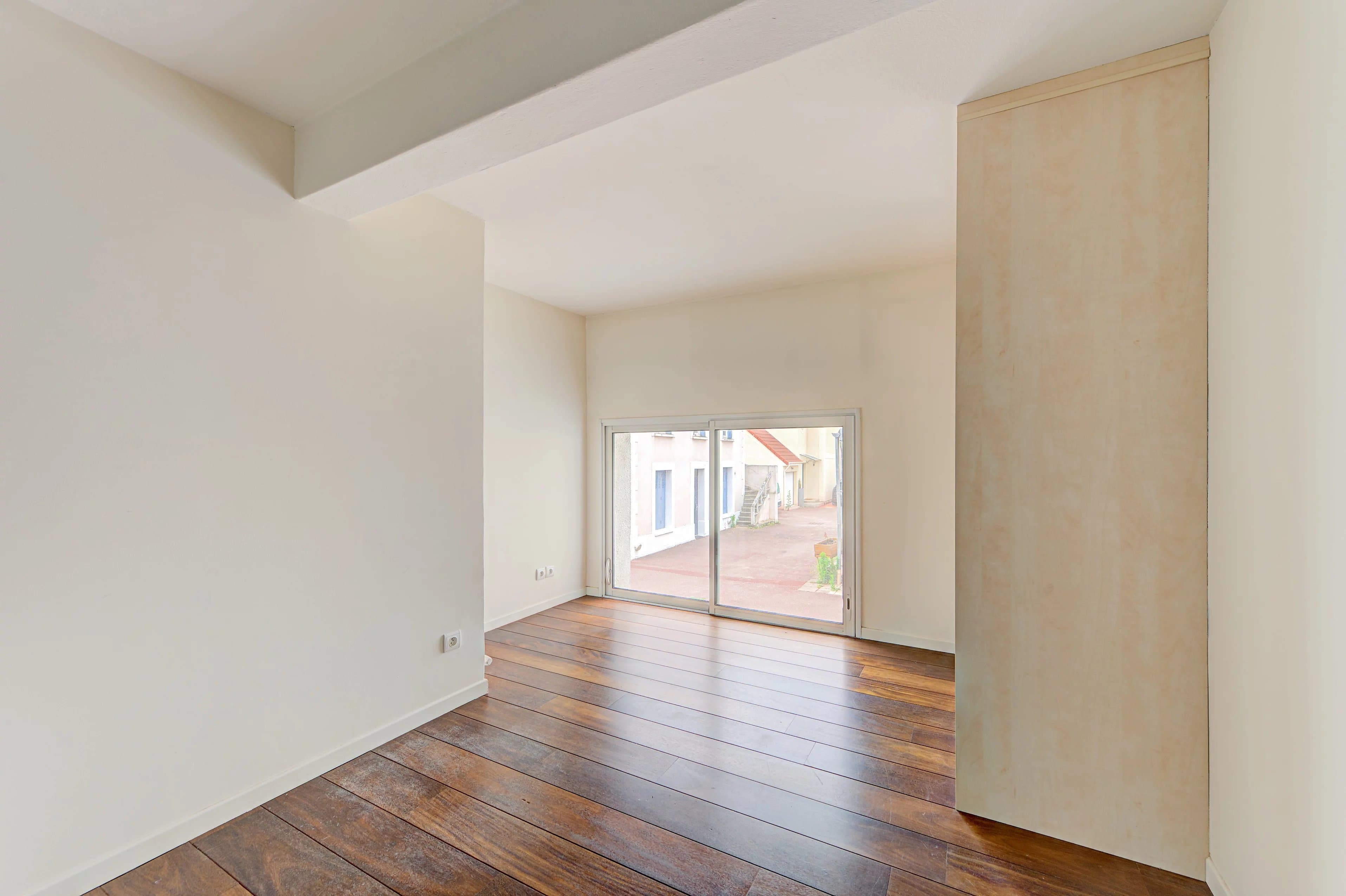 COLOMBES gare - Loft de 205 m² | Terrasse privative | Double parking - Photo 17