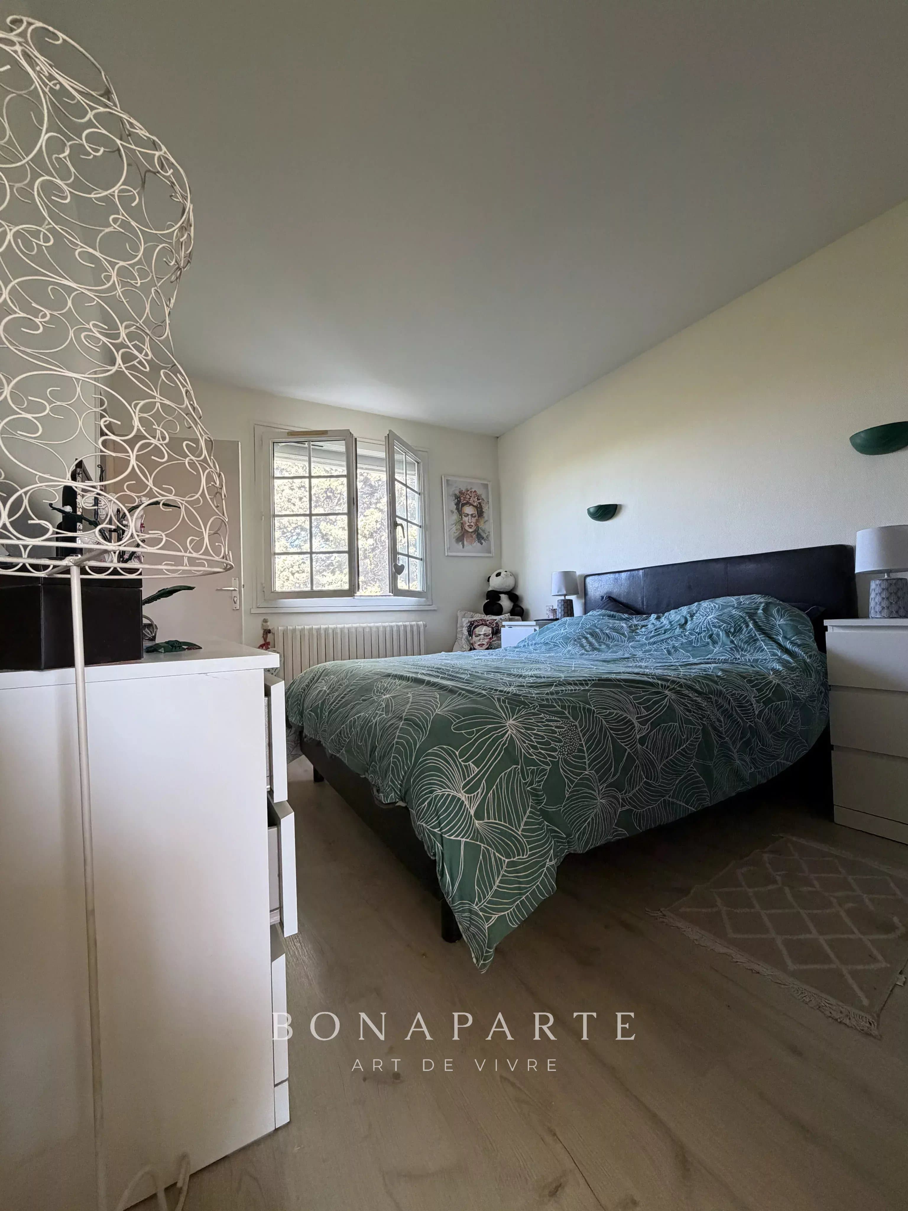 AMBÉRIEUX-EN-DOMBES - MAISON FAMILIALE SPACIEUSE - Photo 8