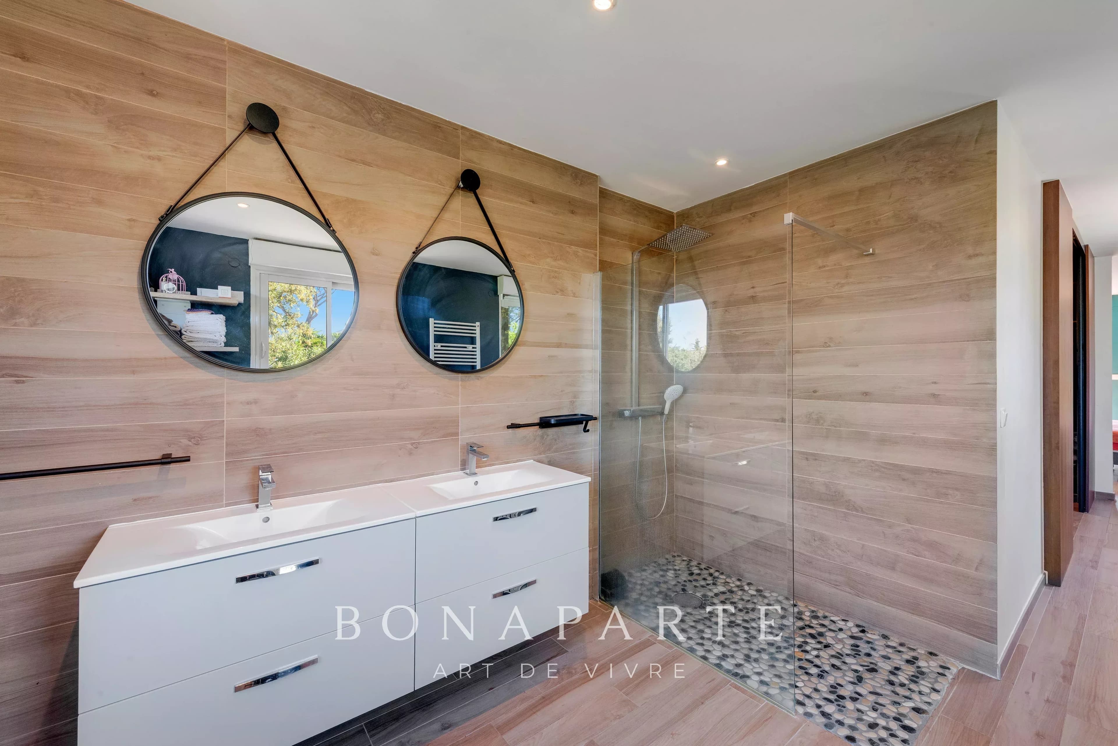 SAINT-AYGULF – MAISON AVEC PISCINE - Photo 13