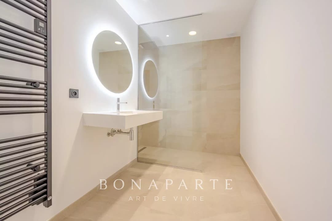 EXCLUSIVITE : Magnifique "villa appartement" en duplex avec très belle vue mer - Photo 28