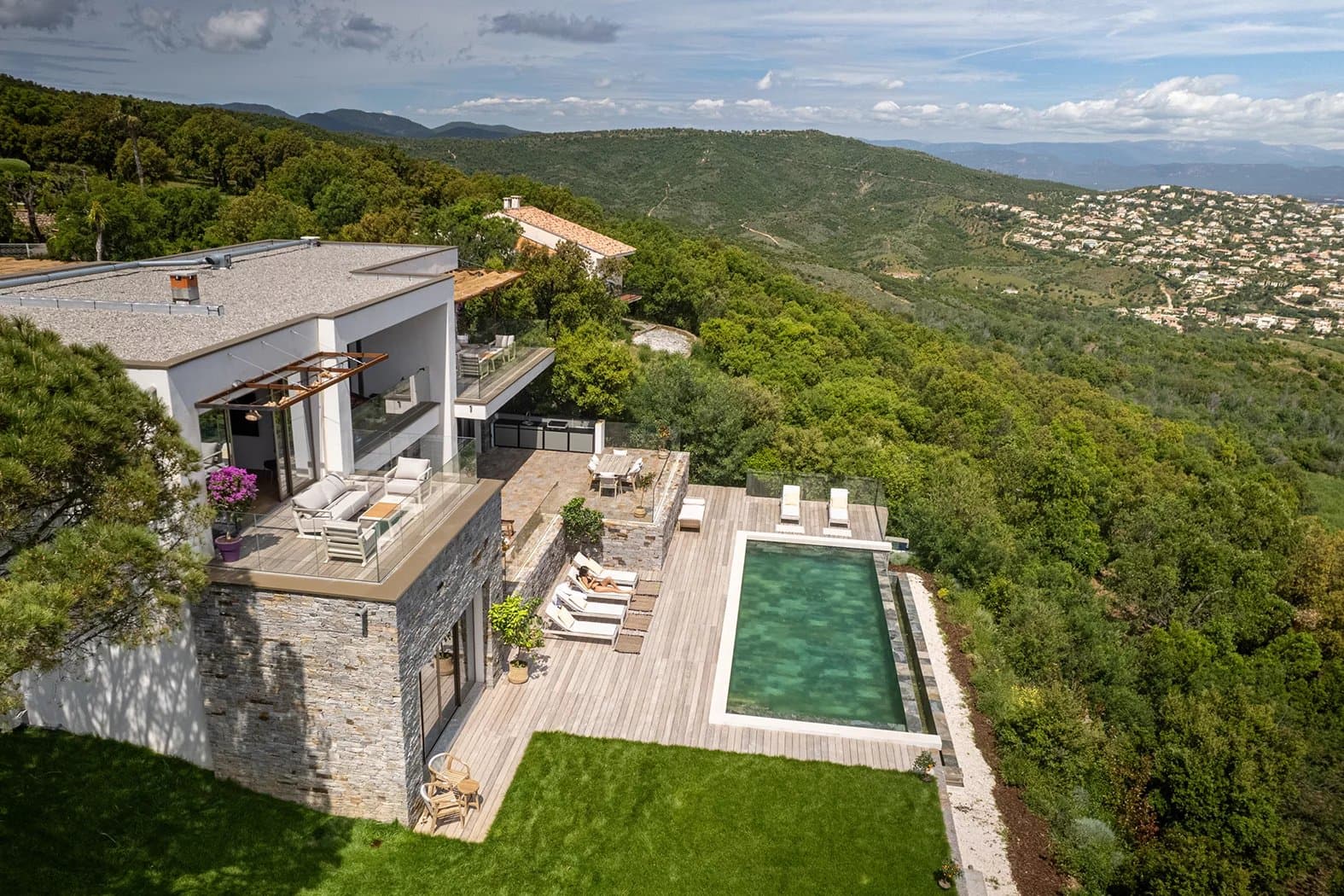 VILLA CONTEMPORAINE VUE MER PANORAMIQUE - Photo 13