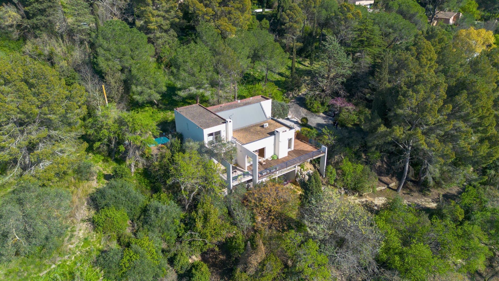 Béziers La Galinière – Propriété d’architecte avec piscine, vue exceptionnelle et parc arboré - Photo 12