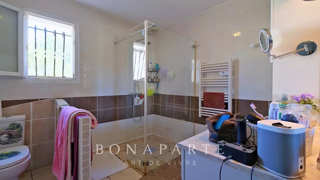 Maison plain-pied avec piscine et grand jardin à Sérignan – Un cadre de vie privilégié - Photo 8