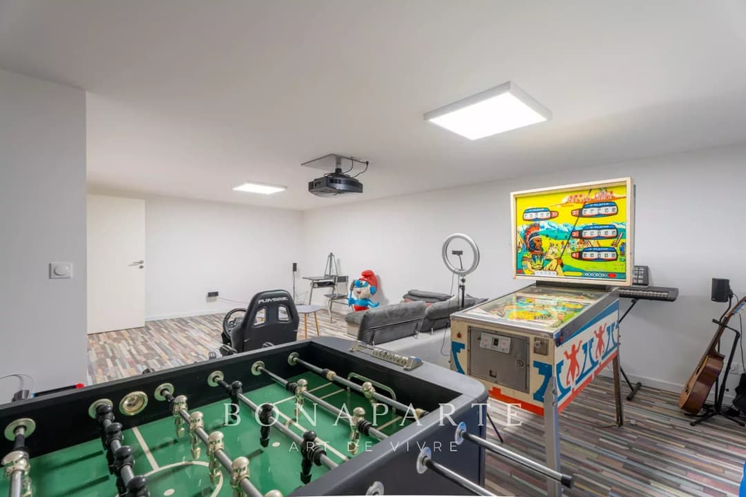 Divonne-les-Bains - Magnifique villa contemporaine avec piscine et vue Mont-Blanc - Photo 14