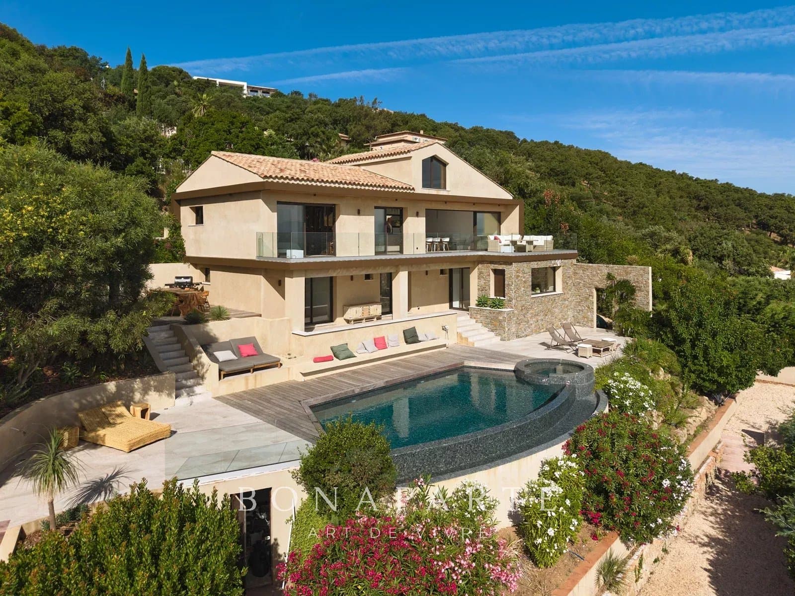 EXCLUSIVITE : Villa contemporaine – Vue mer panoramique exceptionnelle - Photo 21