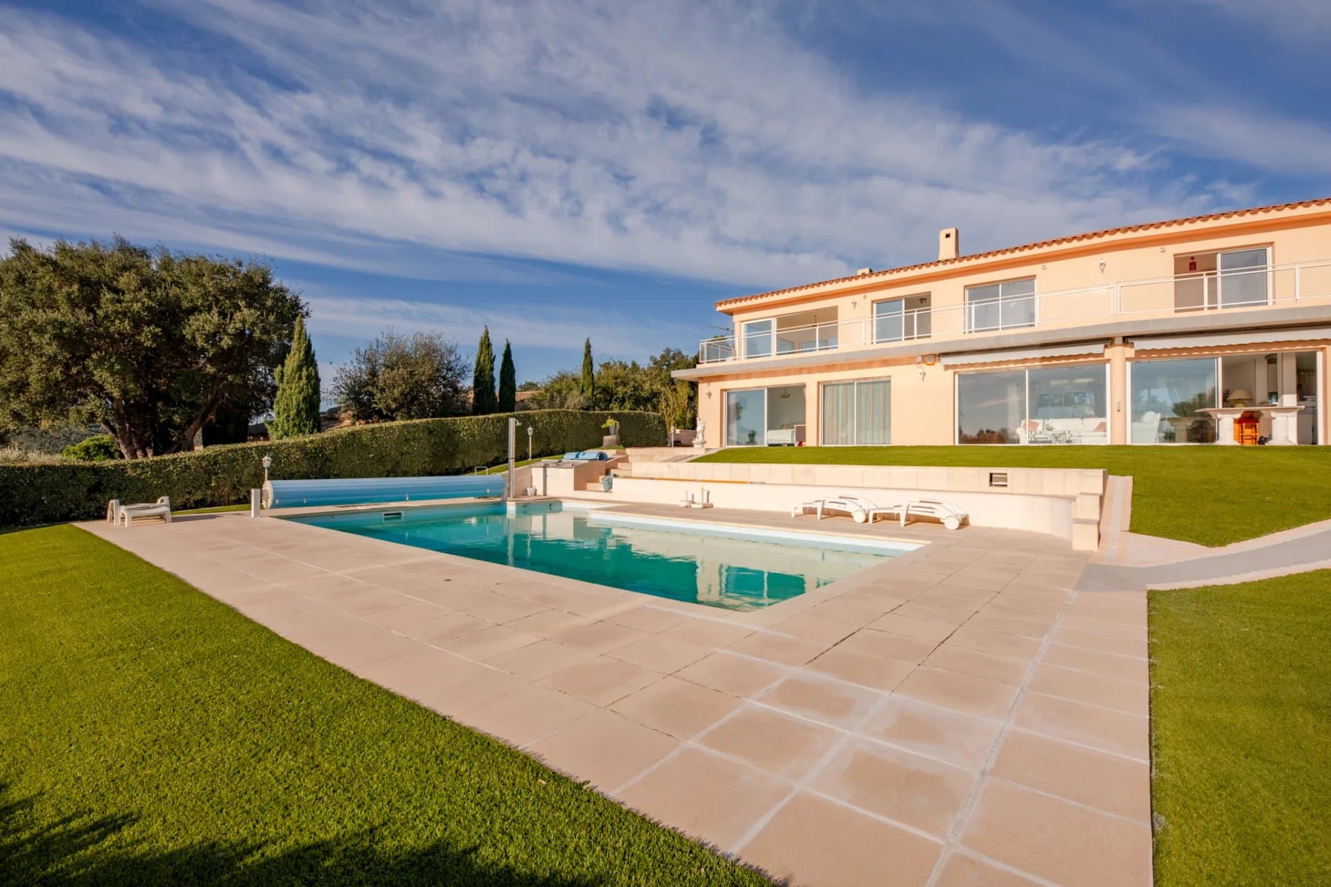 Villa d’Exception avec Vue Panoramique sur la Baie d’Agay - Photo 4