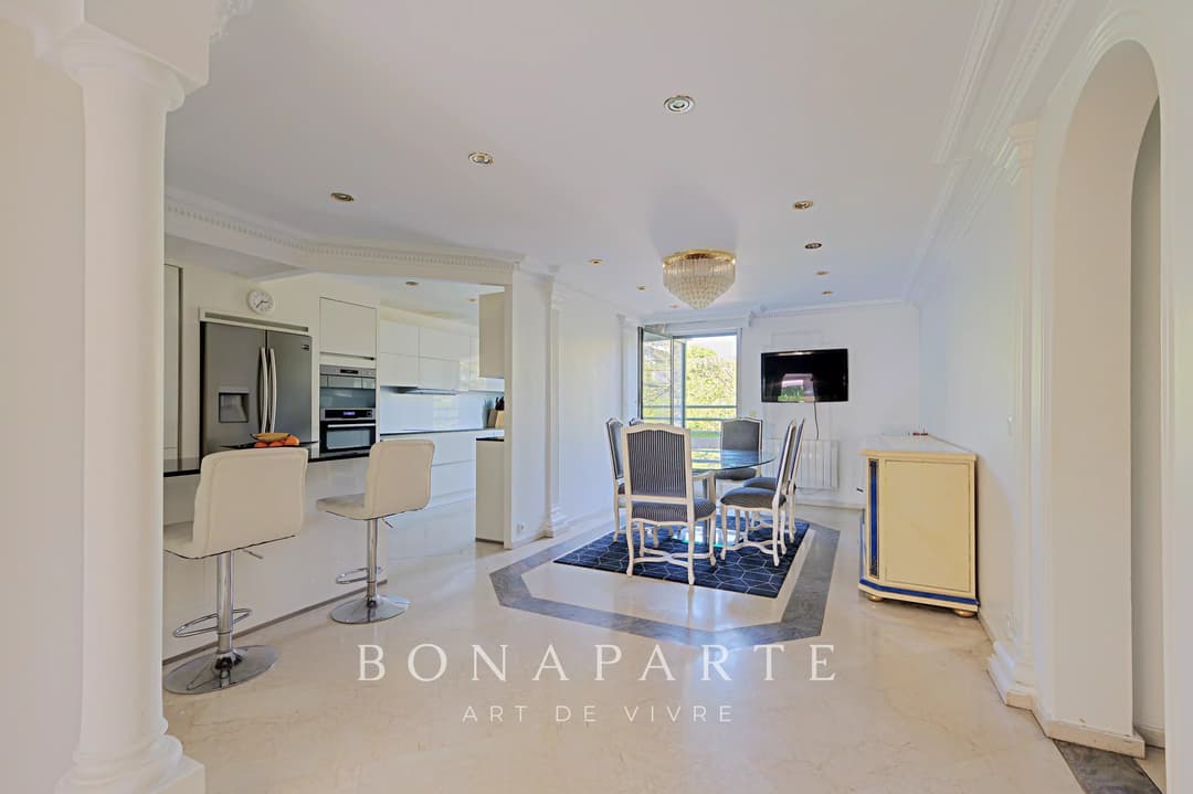 SAINT-CLOUD – CŒUR DE VILLE, ENTRE MARCHÉ ET PARC - Photo 8